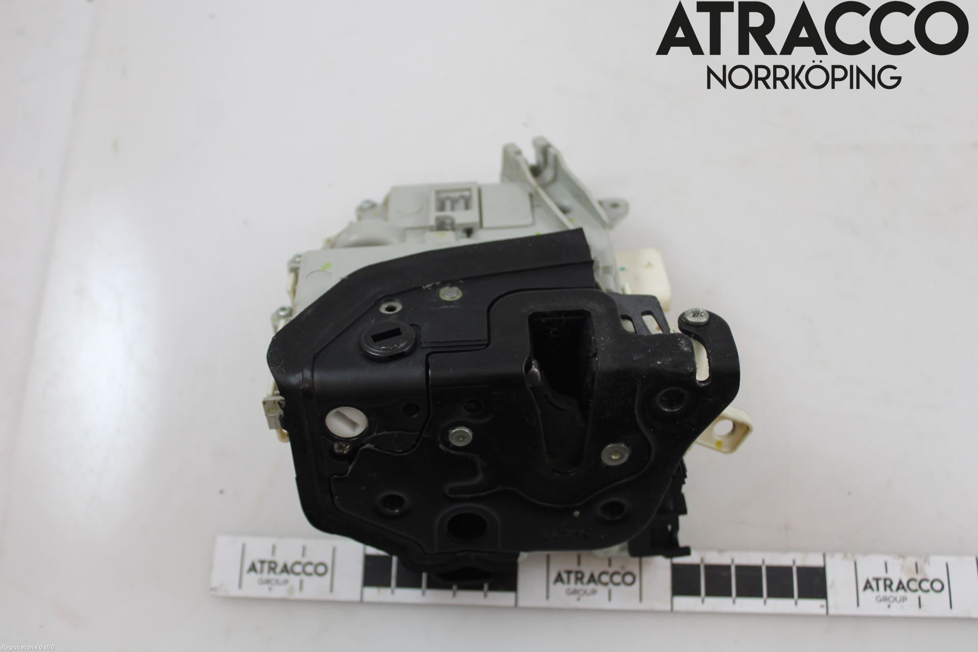 Audi A4 12-15 Dørlås - Låsekasse