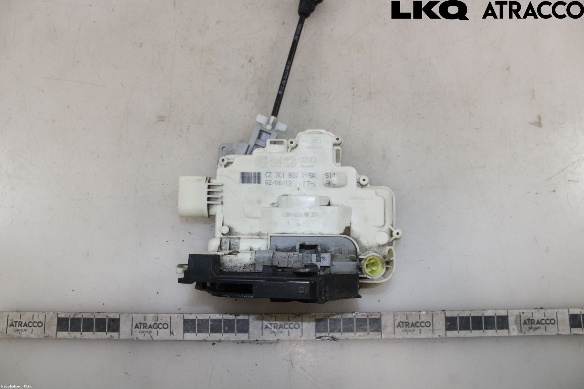 Volkswagen VW PASSAT 11-14 Dørlås - Låsekasse