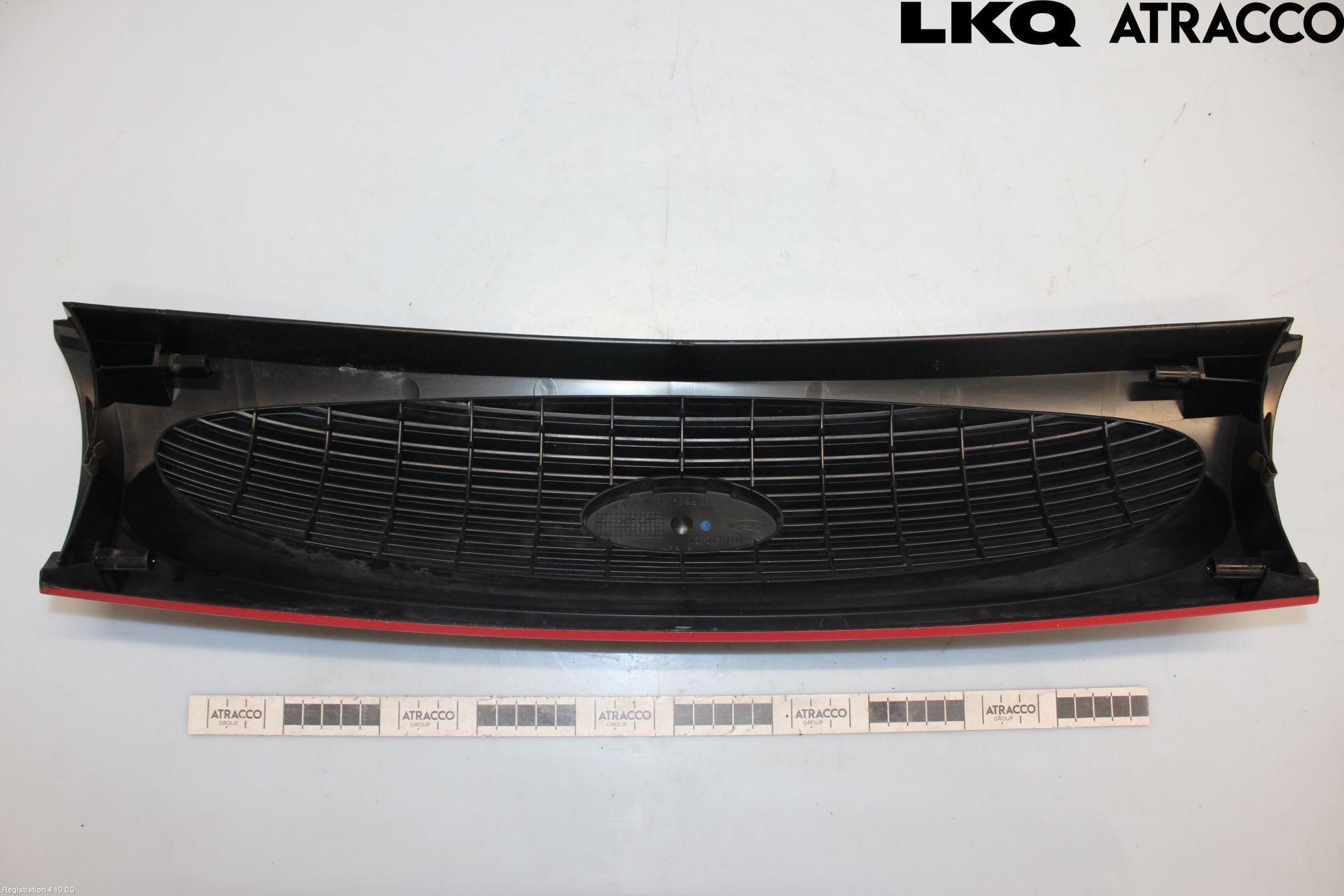 Ford FIESTA     96-99 Grill Komplett