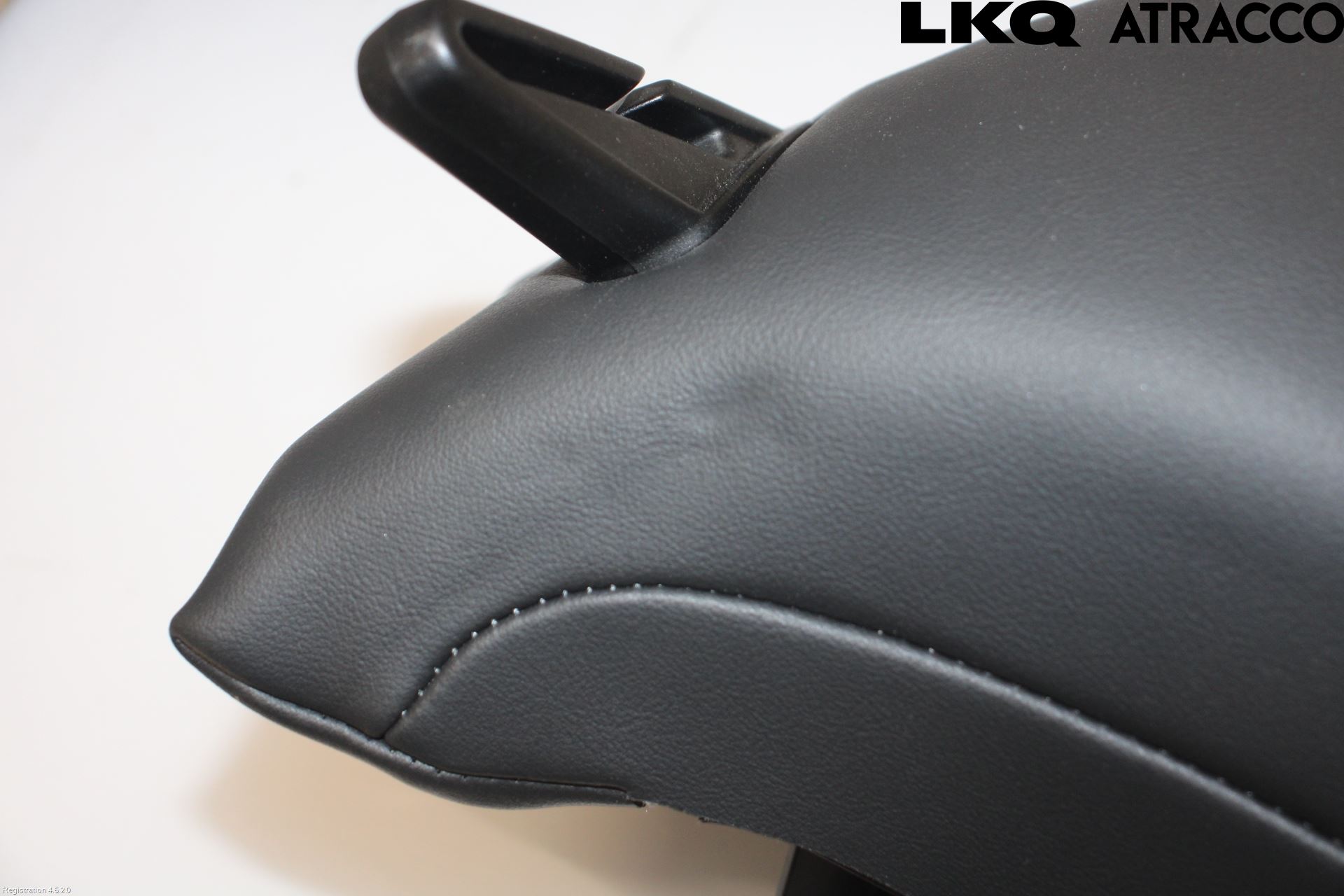 Volvo S60 11-13 Innr Sidetrekk-Deksel
