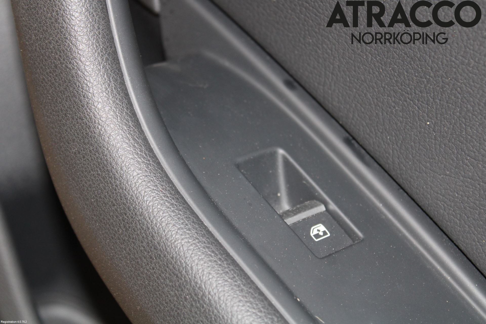 Audi A4/S4 B9 20- Innr Dørtrekk Høyre