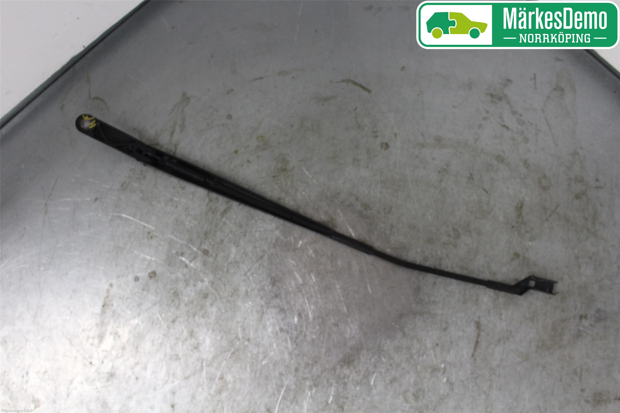 Volkswagen VW GOLF SPORTSVAN 15-20 Viskerarm-Armer Frontrute