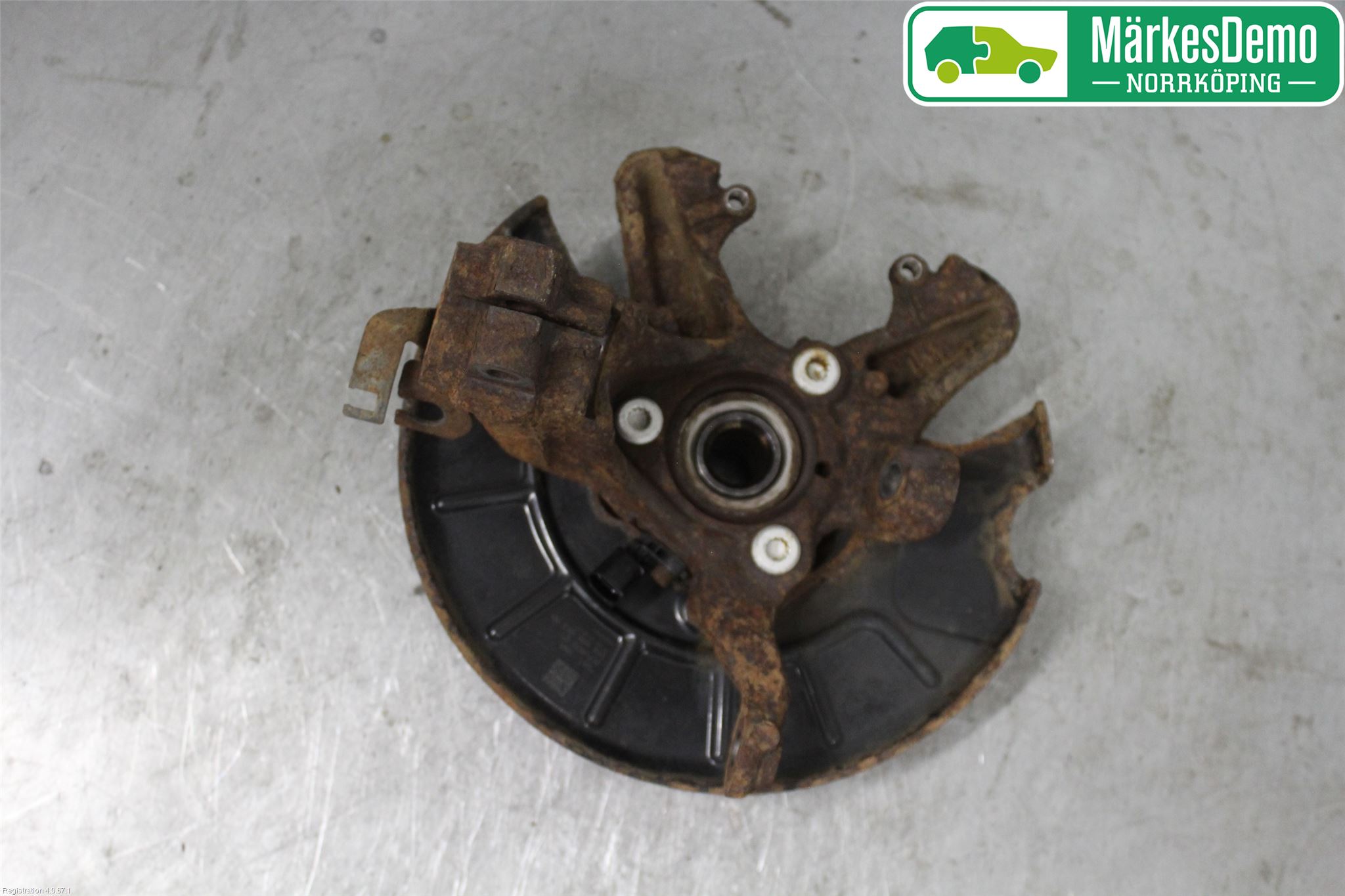 Volkswagen VW GOLF VI 09-13 Spindel Vf