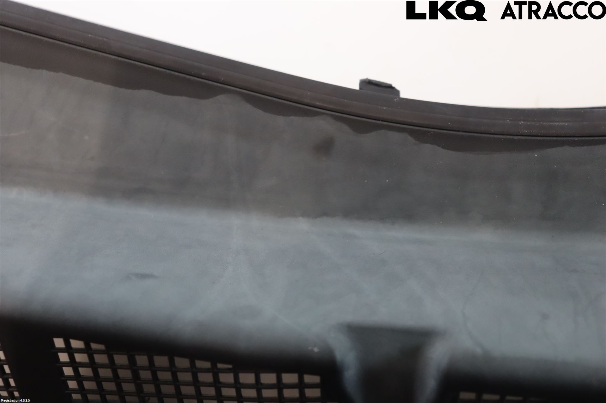 Toyota ÖVRIGT/DIREKTIMP. Visker Deksel-Grill-Under Frr