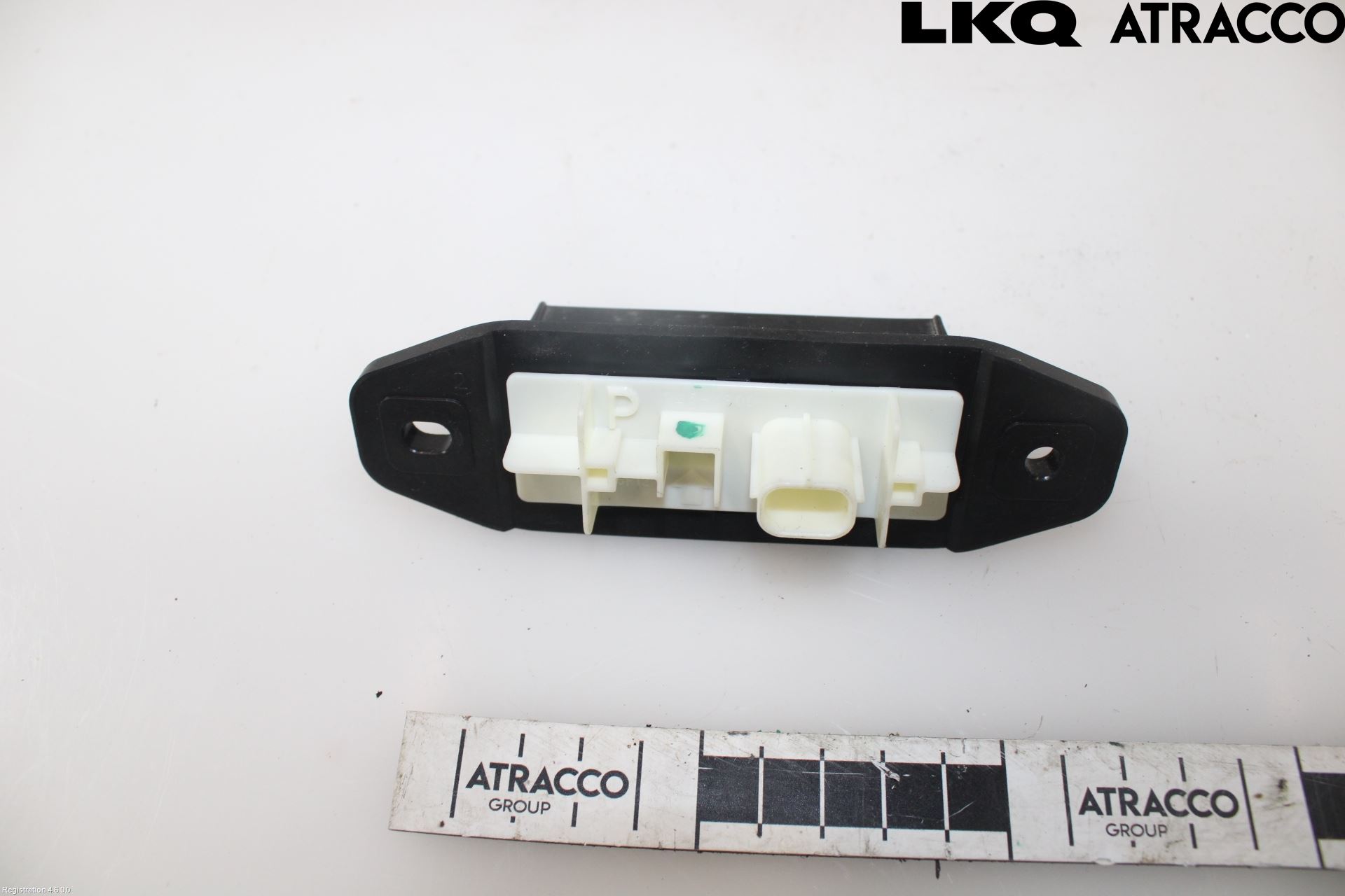 Toyota COROLLA 19- Bakluke Handtak Ytre