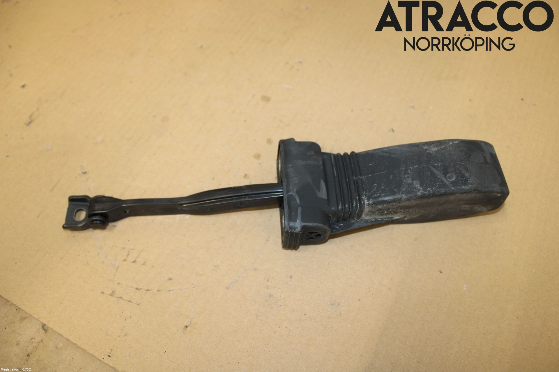 Audi A6 F2/C8 19- Dørstopper