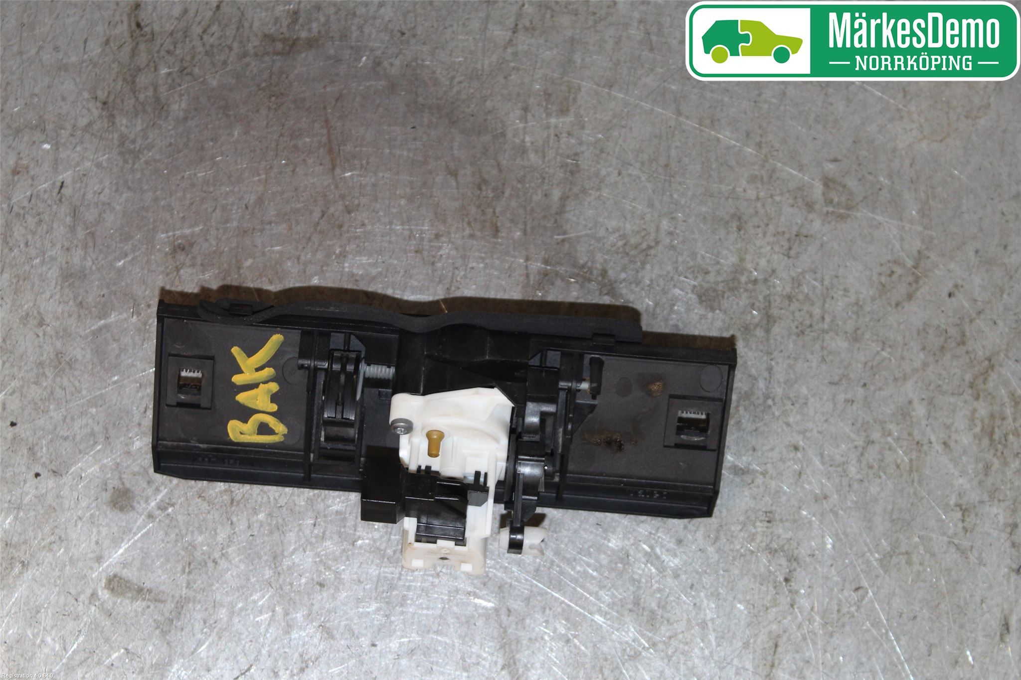 Peugeot 206 98-09 Bakluke Handtak Ytre