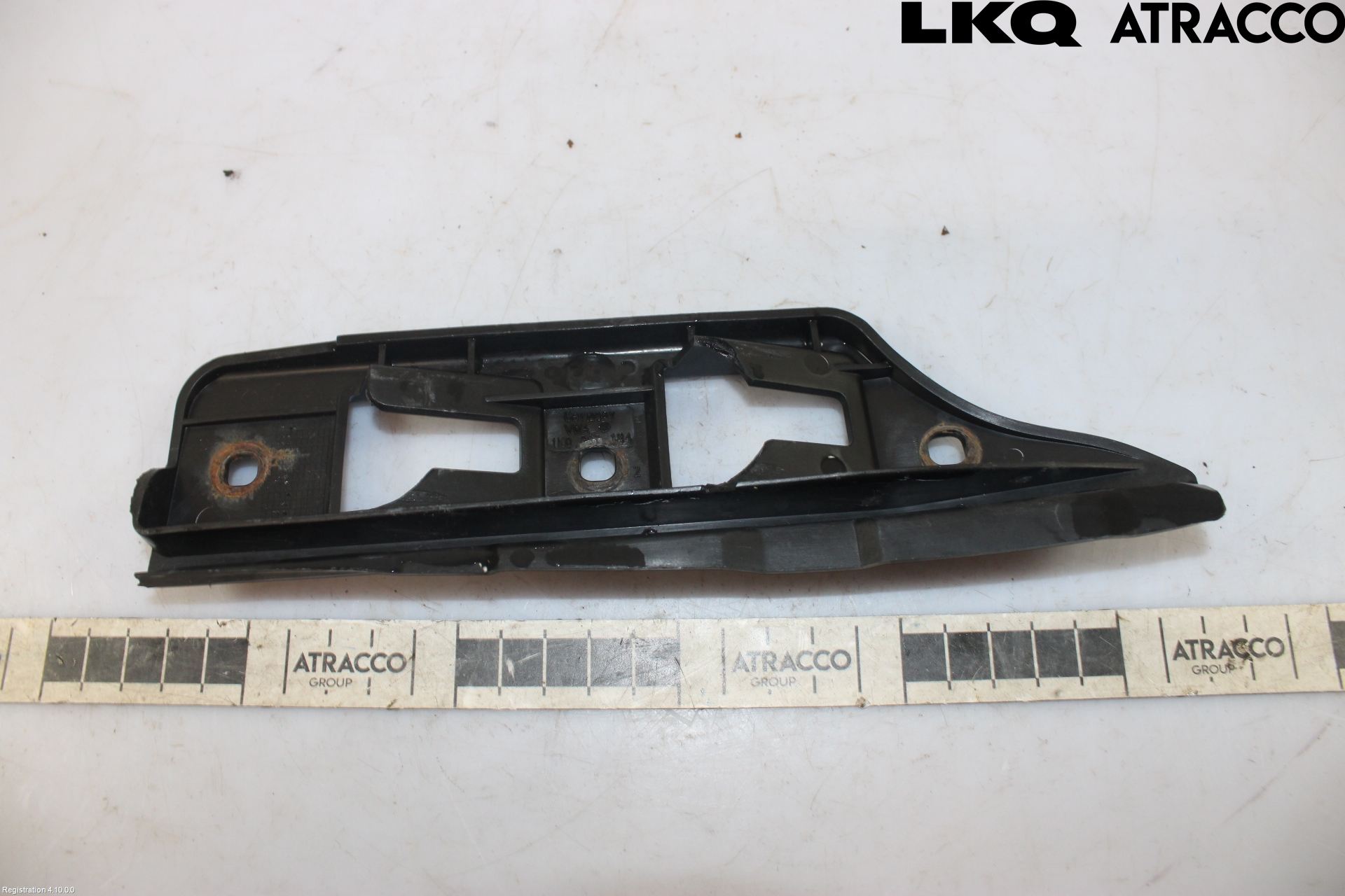 Volkswagen VW GOLF V 04-09 Støtfangerfeste Foran Høyre