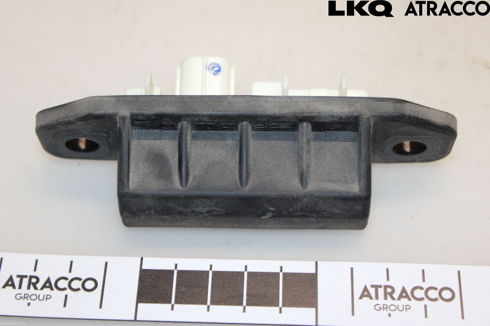 Toyota RAV4 19- Bakluke Handtak Ytre