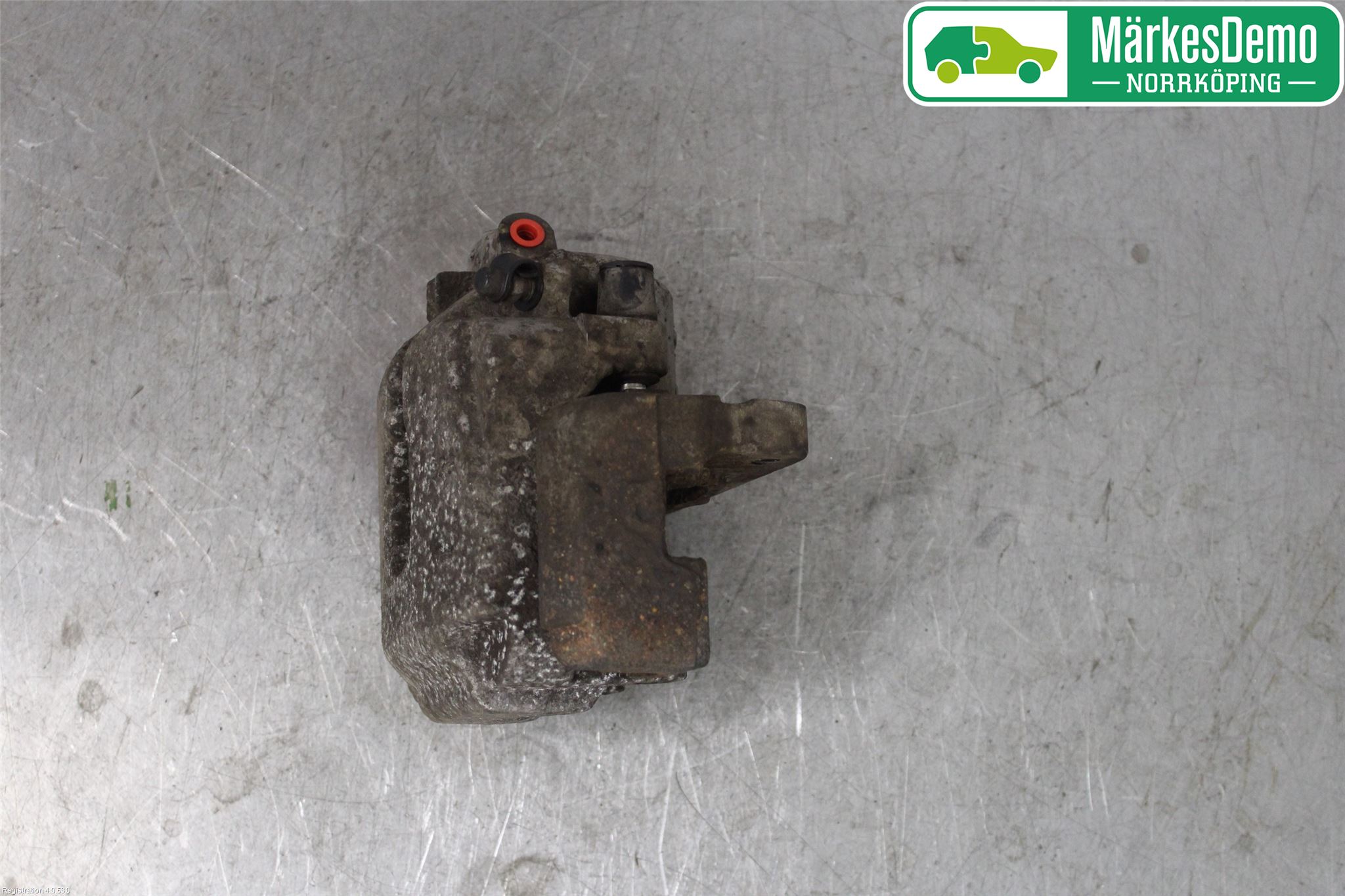 BMW 5 F10/F11/F18 09-17 Bremsecaliper Foran Høyre