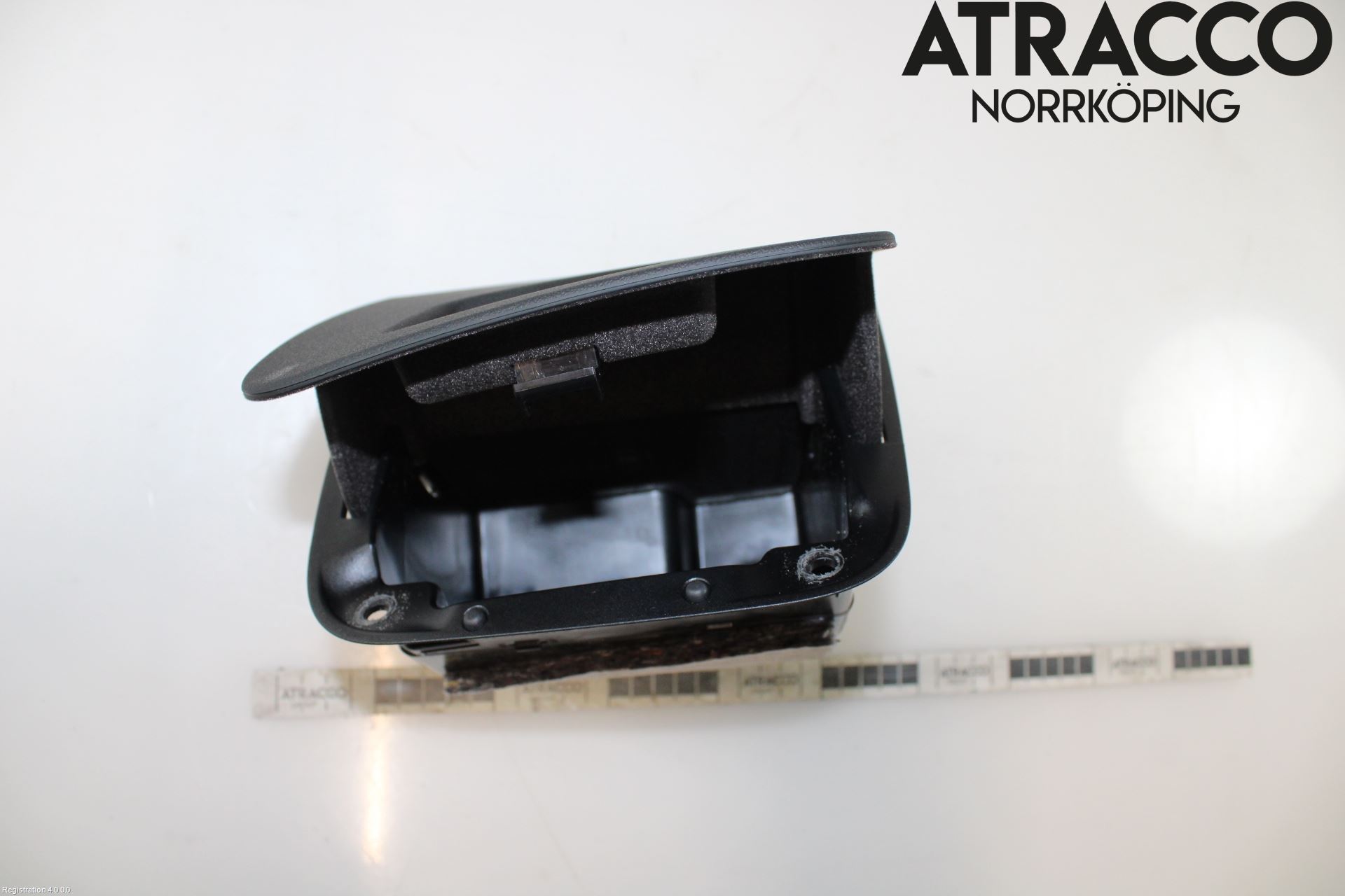 BMW 5 G30/G31/F90 17-23 Innr Oppbevaringsrom