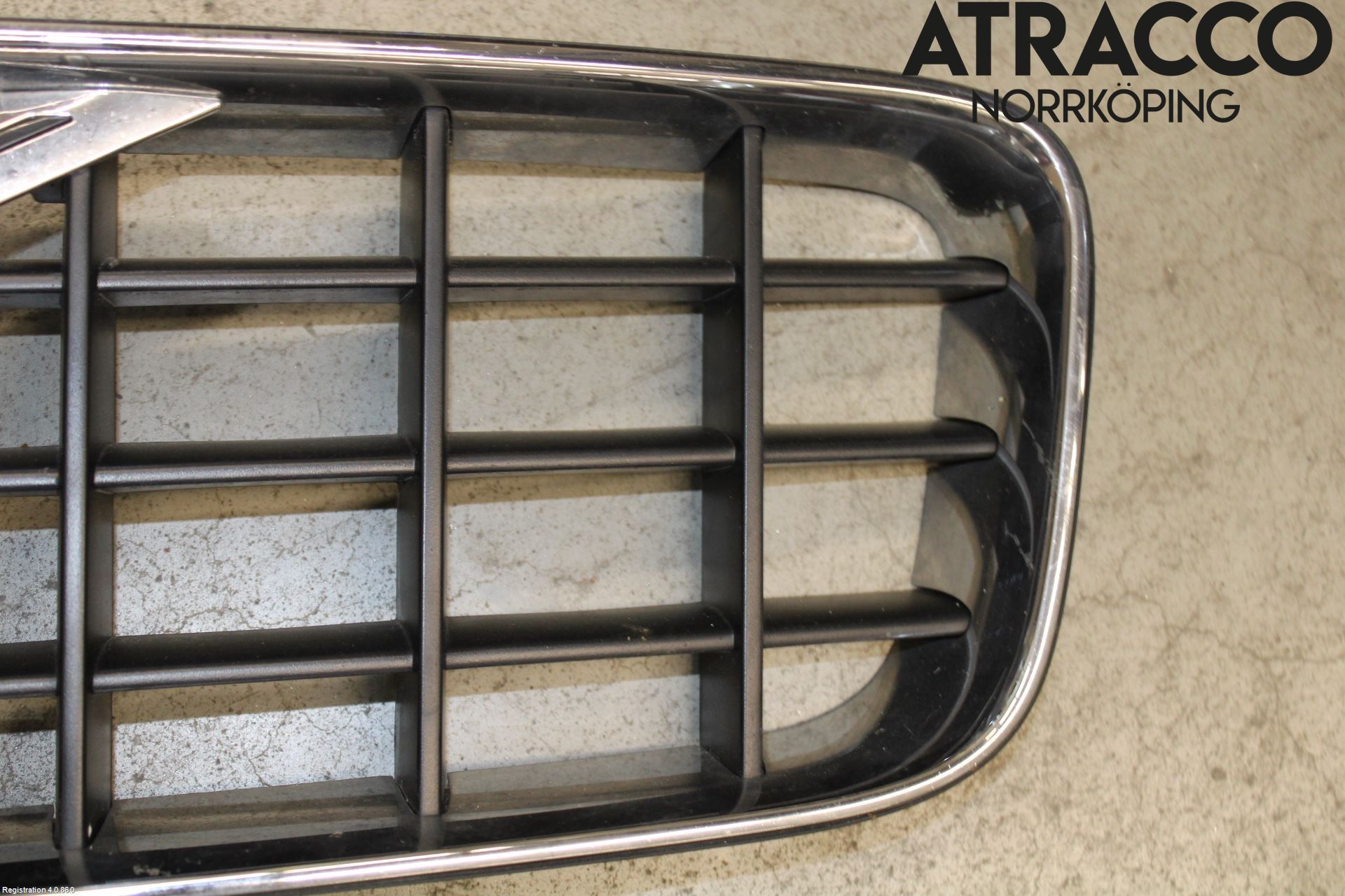 Volvo XC90 03-06 Grill Komplett