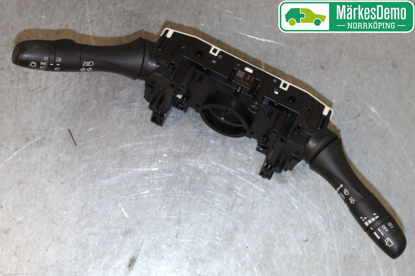 Nissan QASHQAI 14-17 Bryter Ratt Kombi H Og V