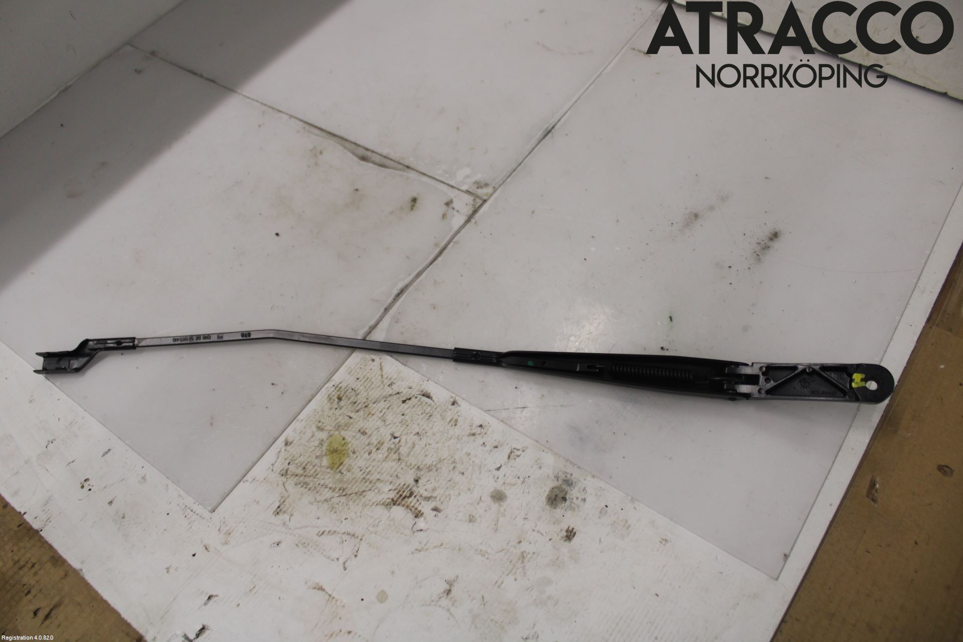 Seat LEON 13-20 Viskerarm-Armer Frontrute
