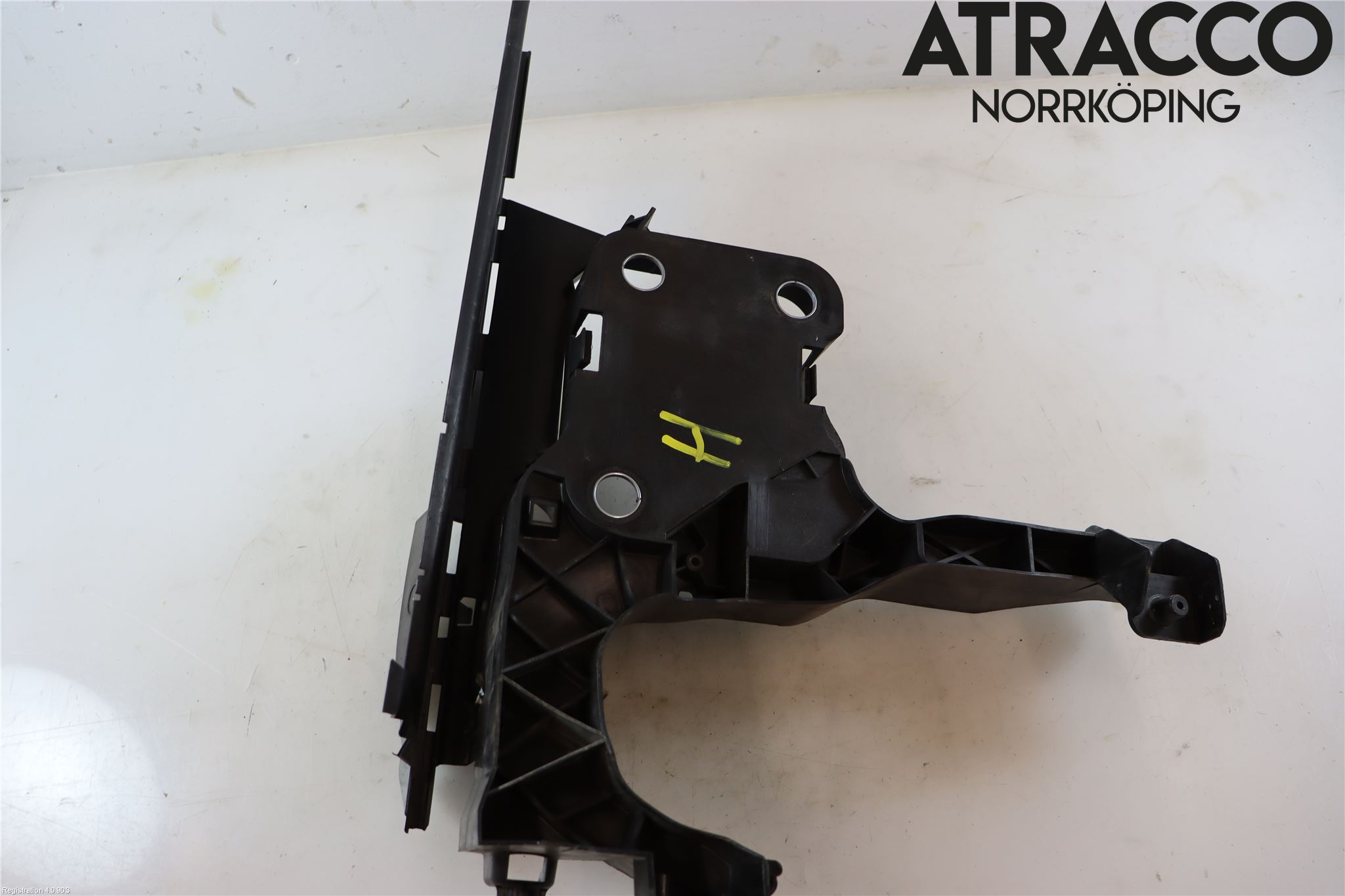 Renault MÉGANE II  06-08 Frontlykt Holder-Feste