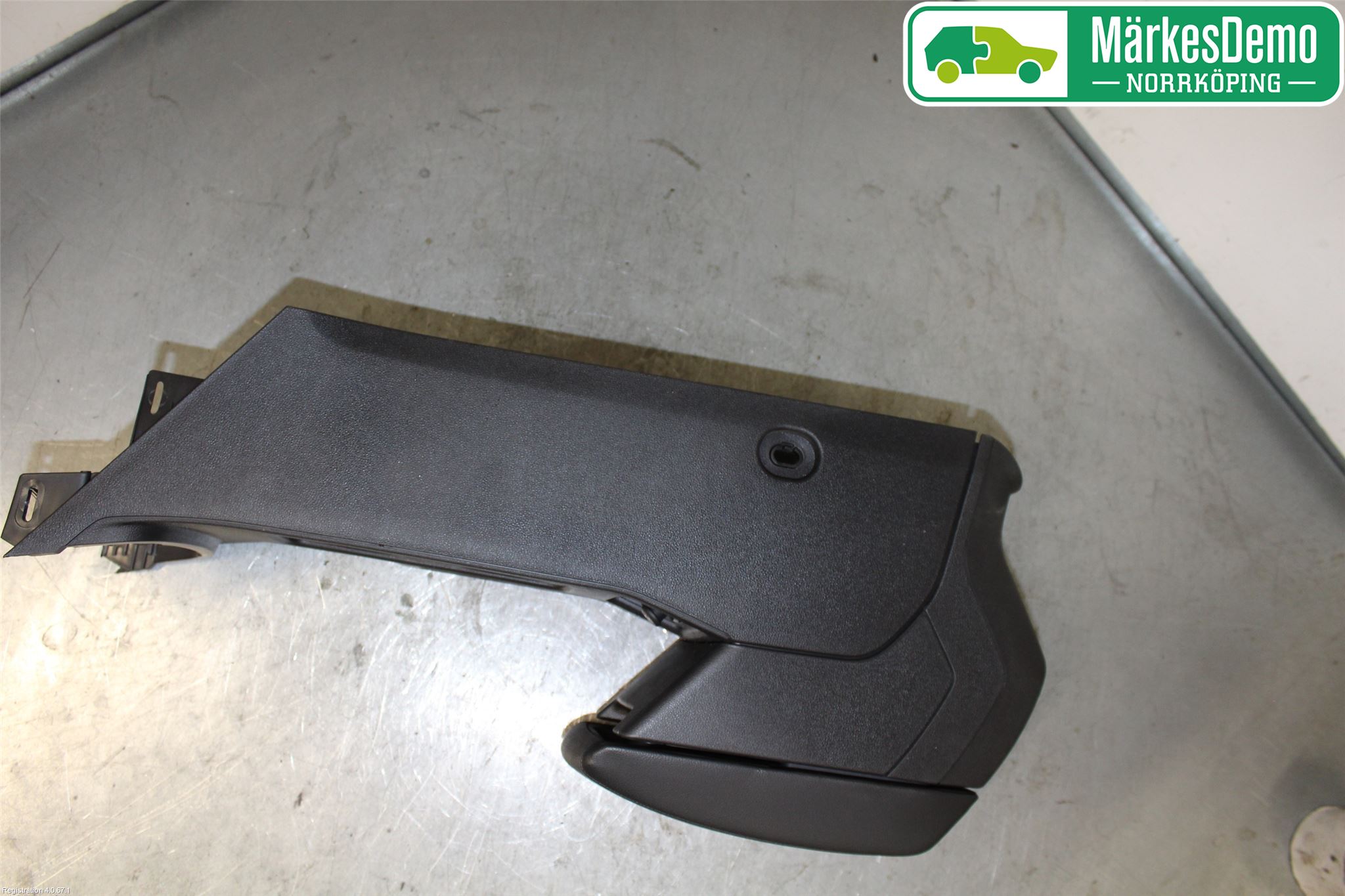 Seat LEON 13-20 Instrumentkonsoll Midt