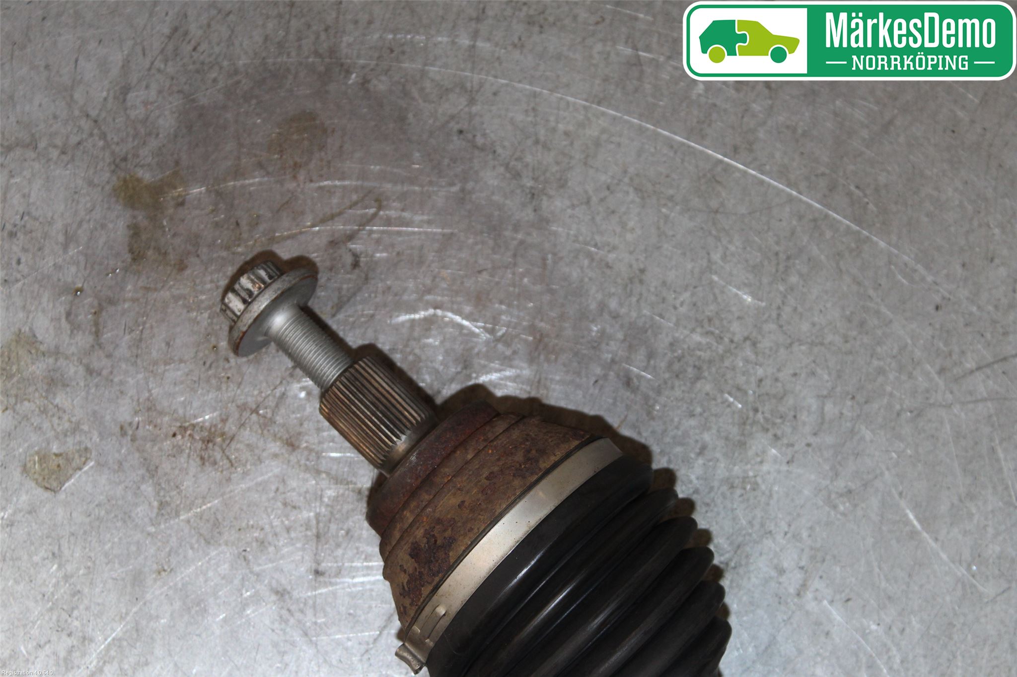 Audi A3/S3 8V 13-20 Drivaksel Foran Kompl Venstre