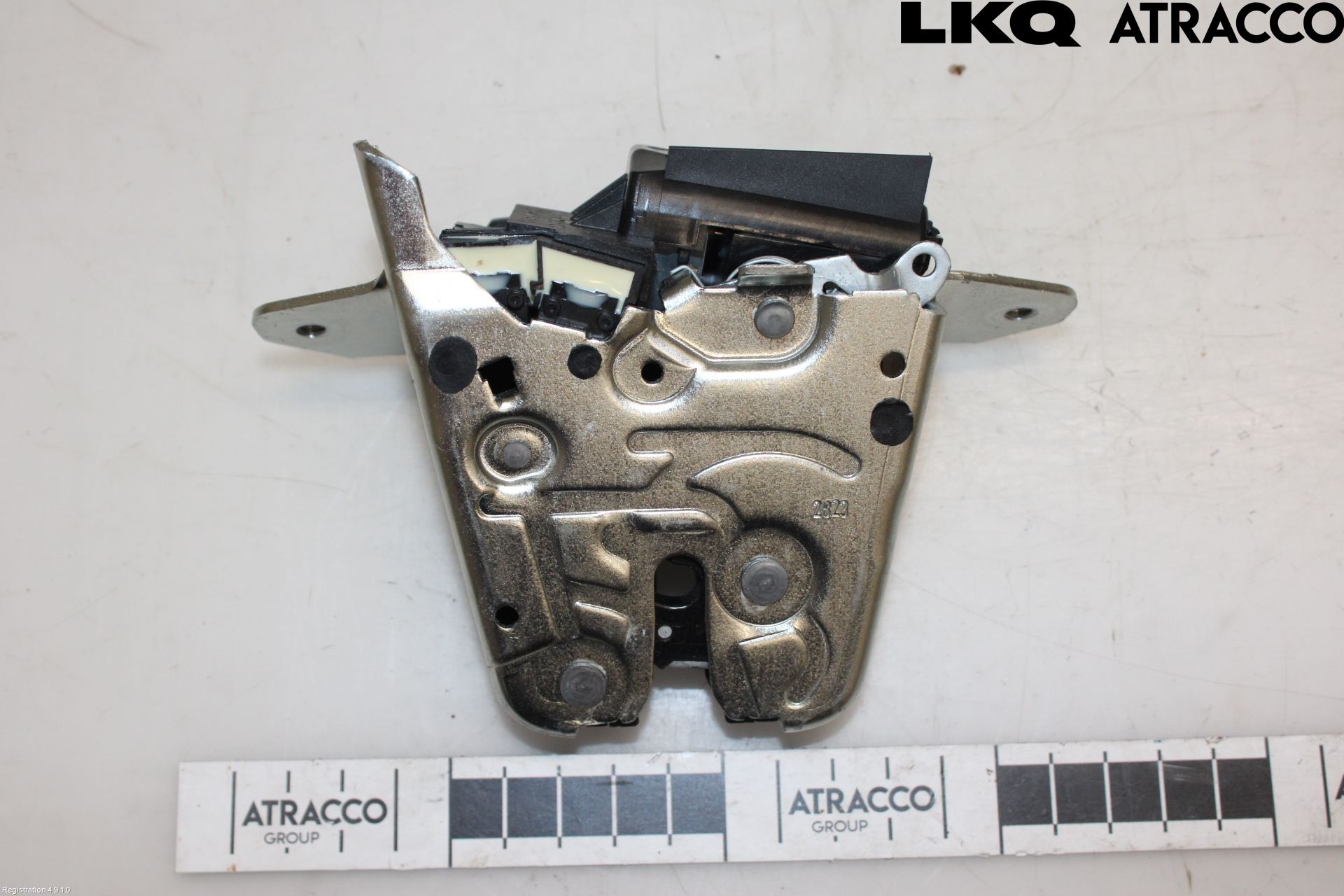 Mercedes-Benz MB E-KLASS (W213) 16-23 Bakluke-Lokk Låsekasse