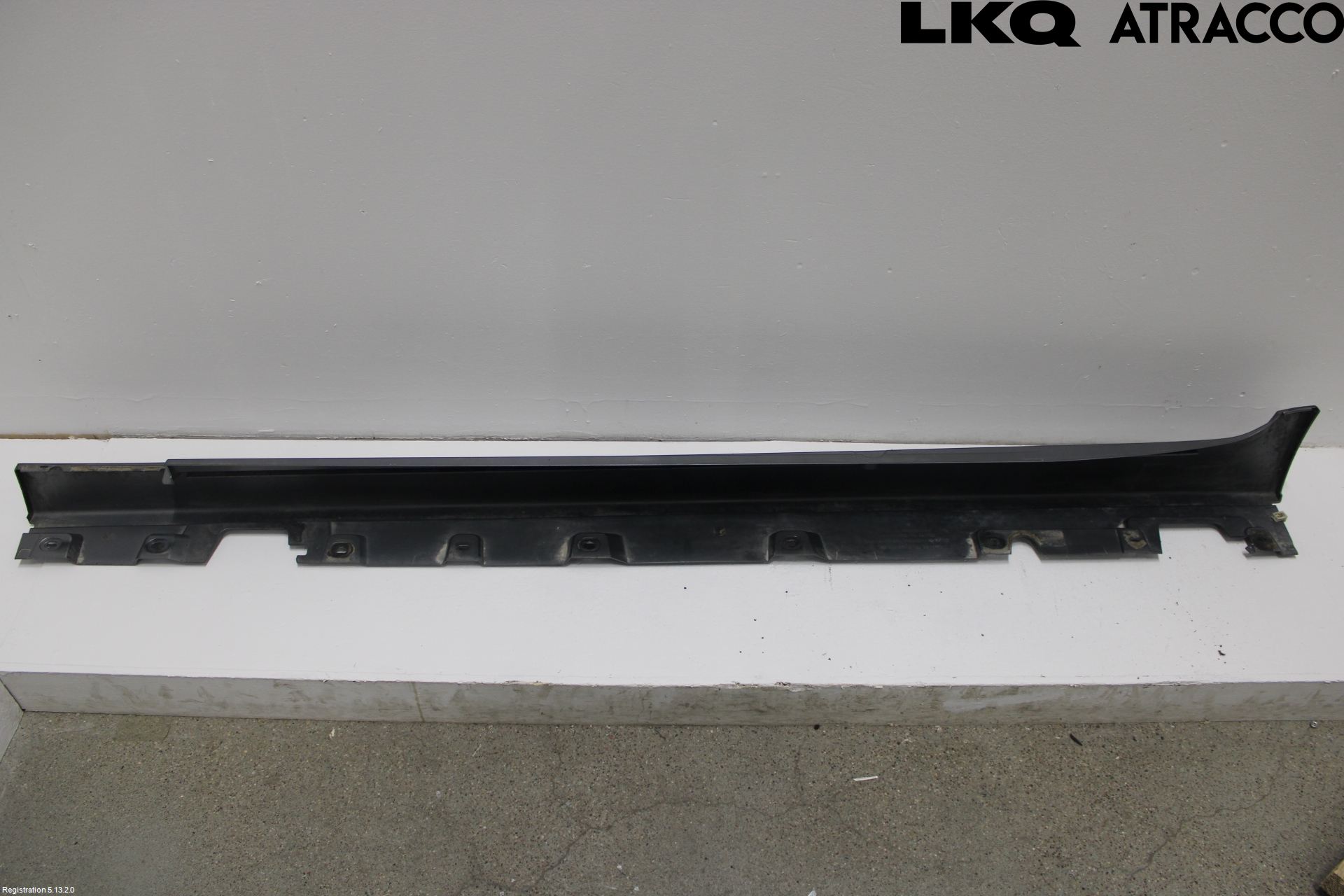 BMW 5 F10/F11/F18 09-17 Kanalskjørt Høyre