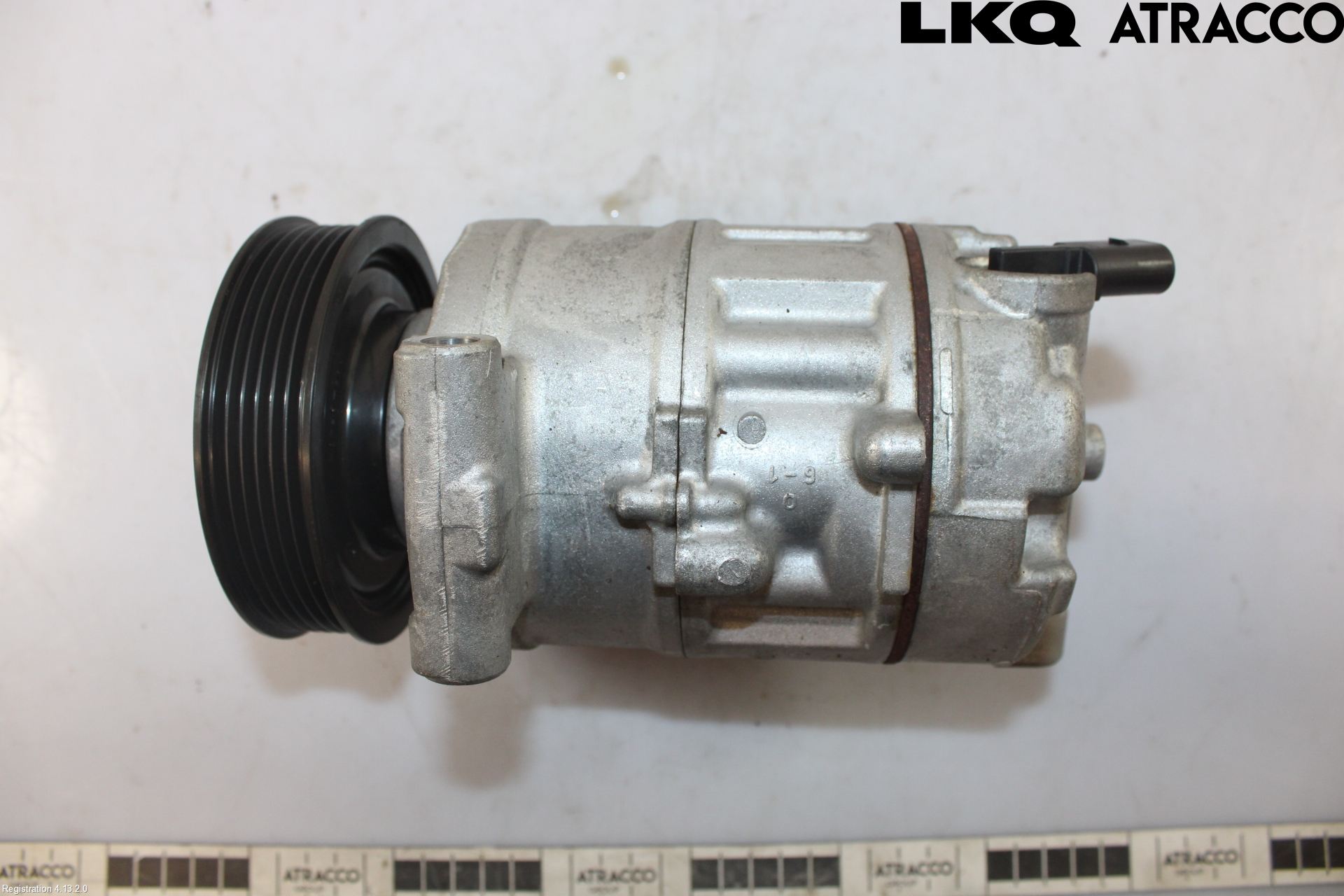 Volkswagen VW GOLF VI 09-13 Varme Ac Kompressor