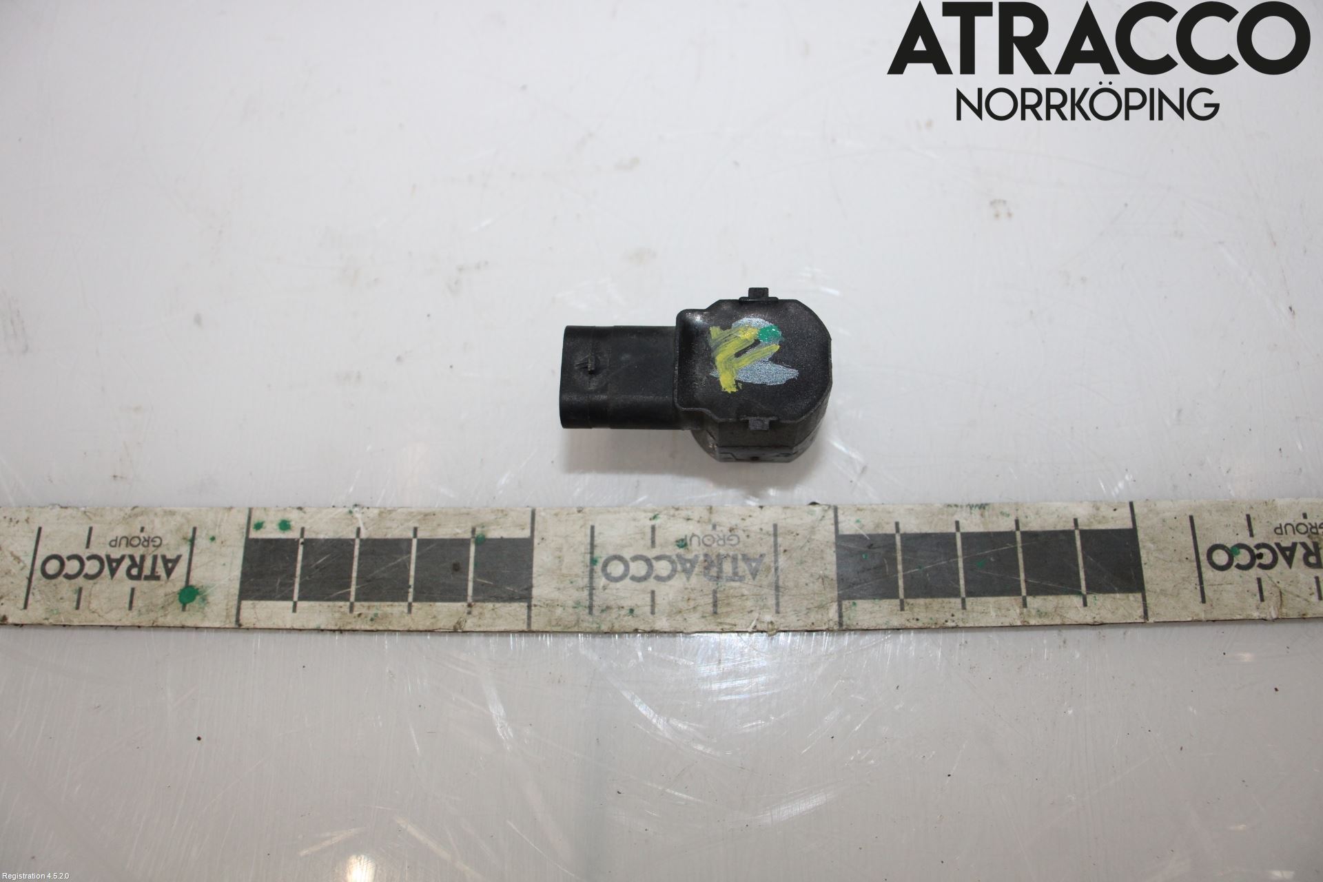 Jaguar XK/XKR 06-14 Sensor Parkering Front