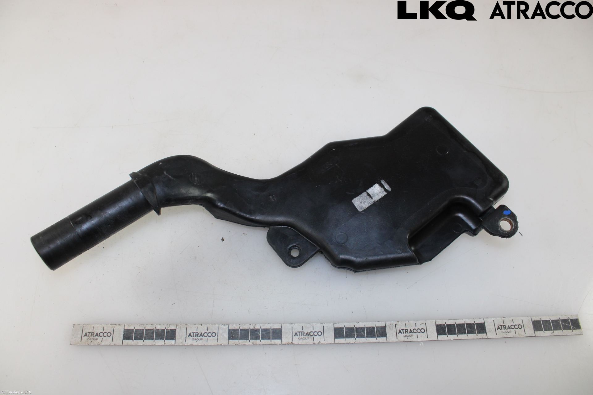 Audi A4 ALLROAD 09-16 Påfyllingsrør For Vasketank