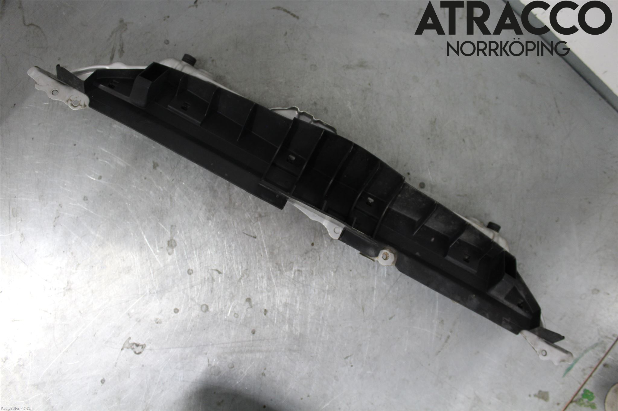 Toyota YARIS XP90 06-11 Frontplate