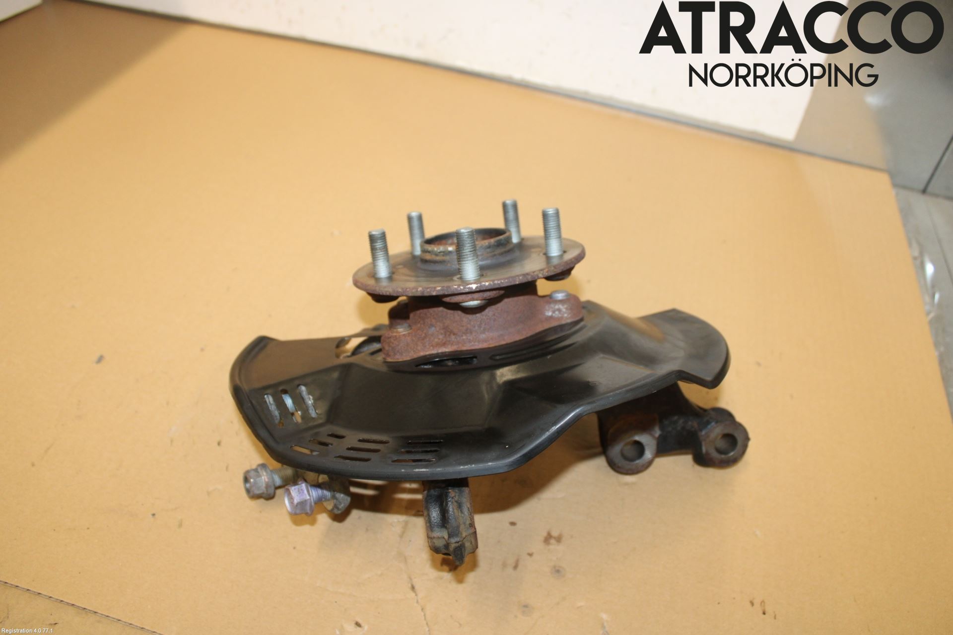 Toyota C-HR 16-23 Spindel Vf