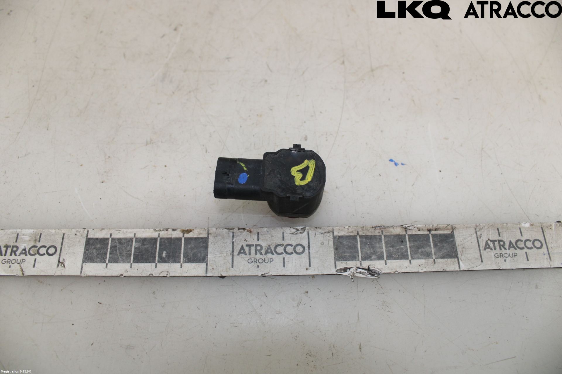 Volkswagen VW JETTA VI 11- Sensor Ryggesensor