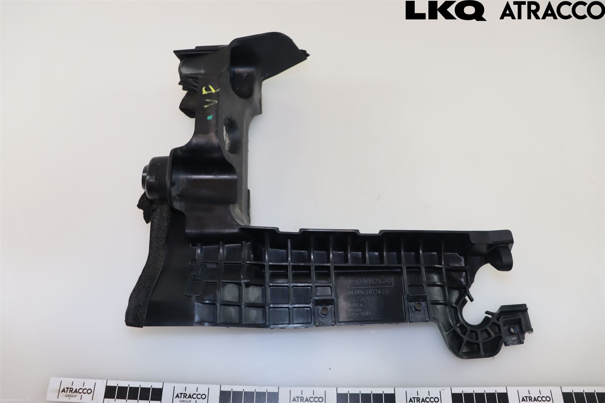 Volvo S60 11-13 Batterikasse - Feste - Holder