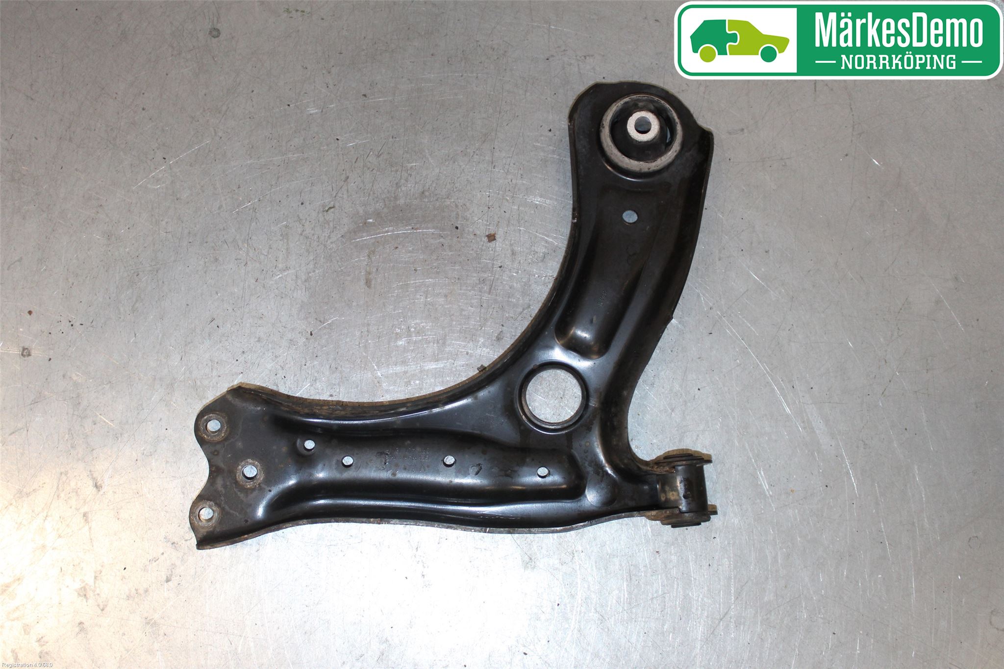 Seat IBIZA IV 08-16 Bærearm Foran Venstre Nedre