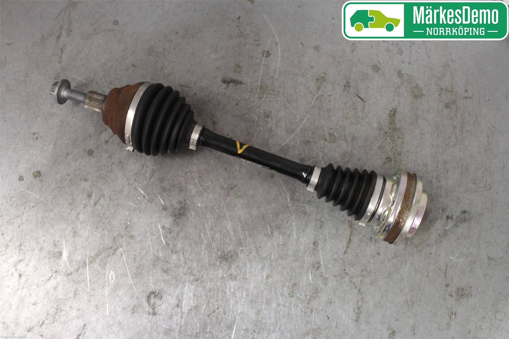 Audi A3/S3 8V 13-20 Drivaksel Foran Kompl Venstre