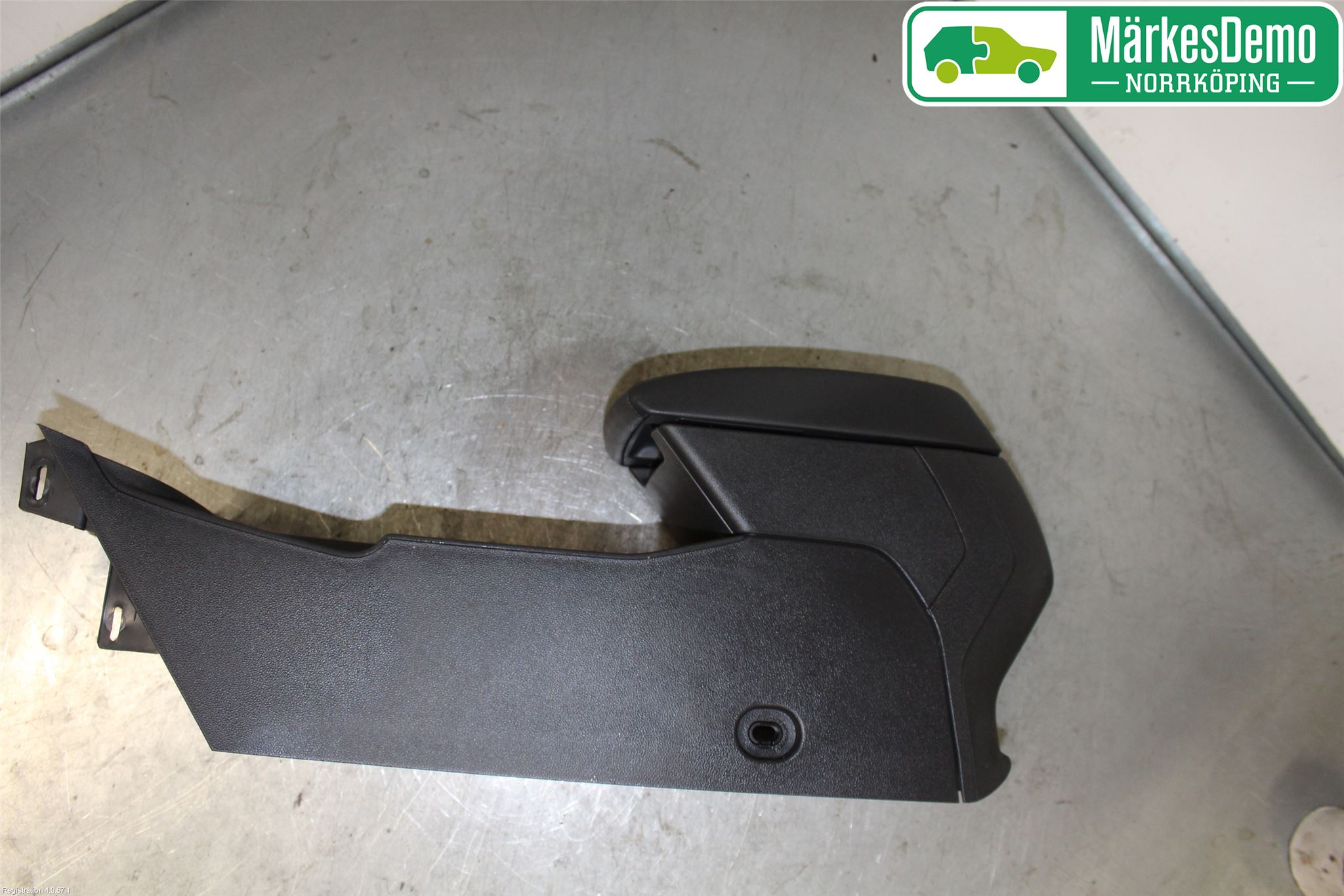 Seat LEON 13-20 Instrumentkonsoll Midt
