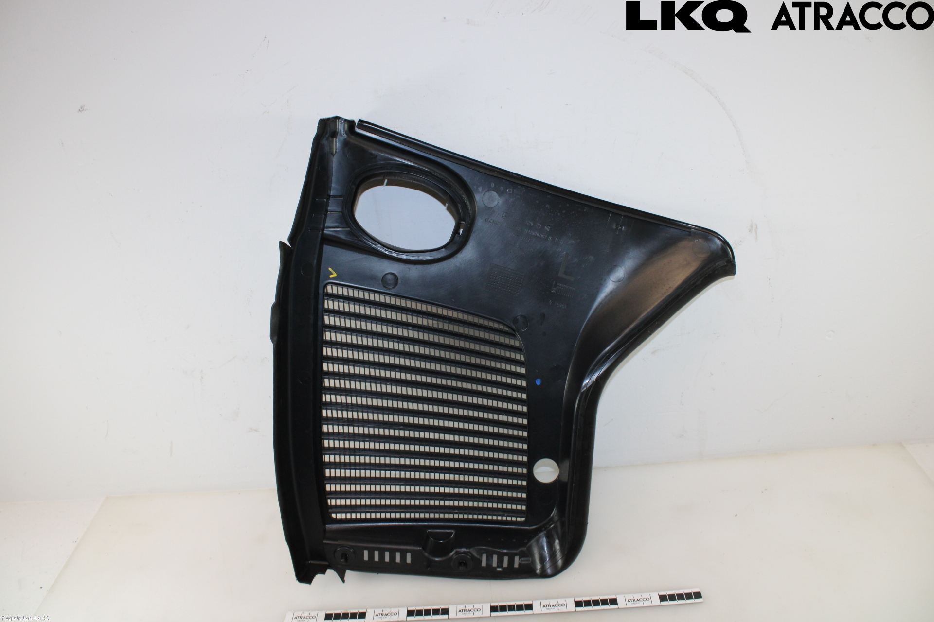 Mercedes-Benz MB GLC-KLASS (X253/C253) 15-22 Visker Deksel-Grill-Under Frr