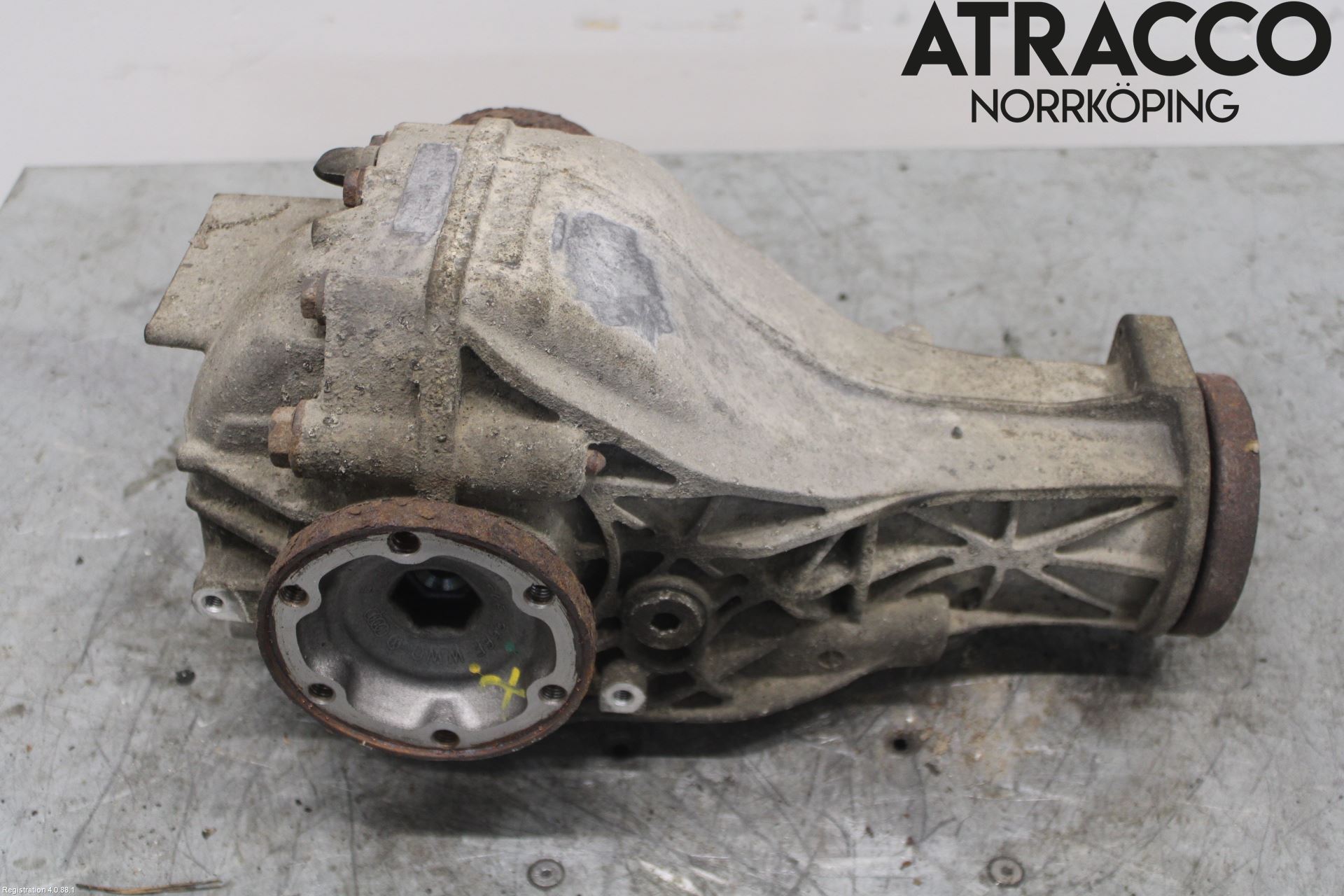 Audi A8/S8 4E  02-09 Bakaksel Kardang Bak -Diff