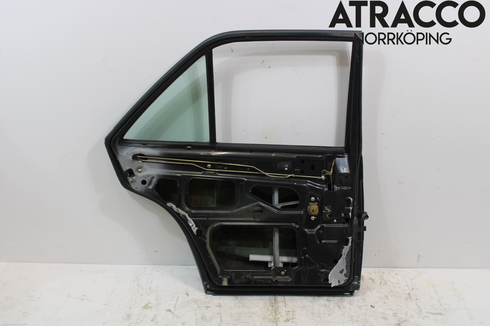 Mercedes-Benz MB 190    (W201) 82-93 Dør 4D Bak Venstre