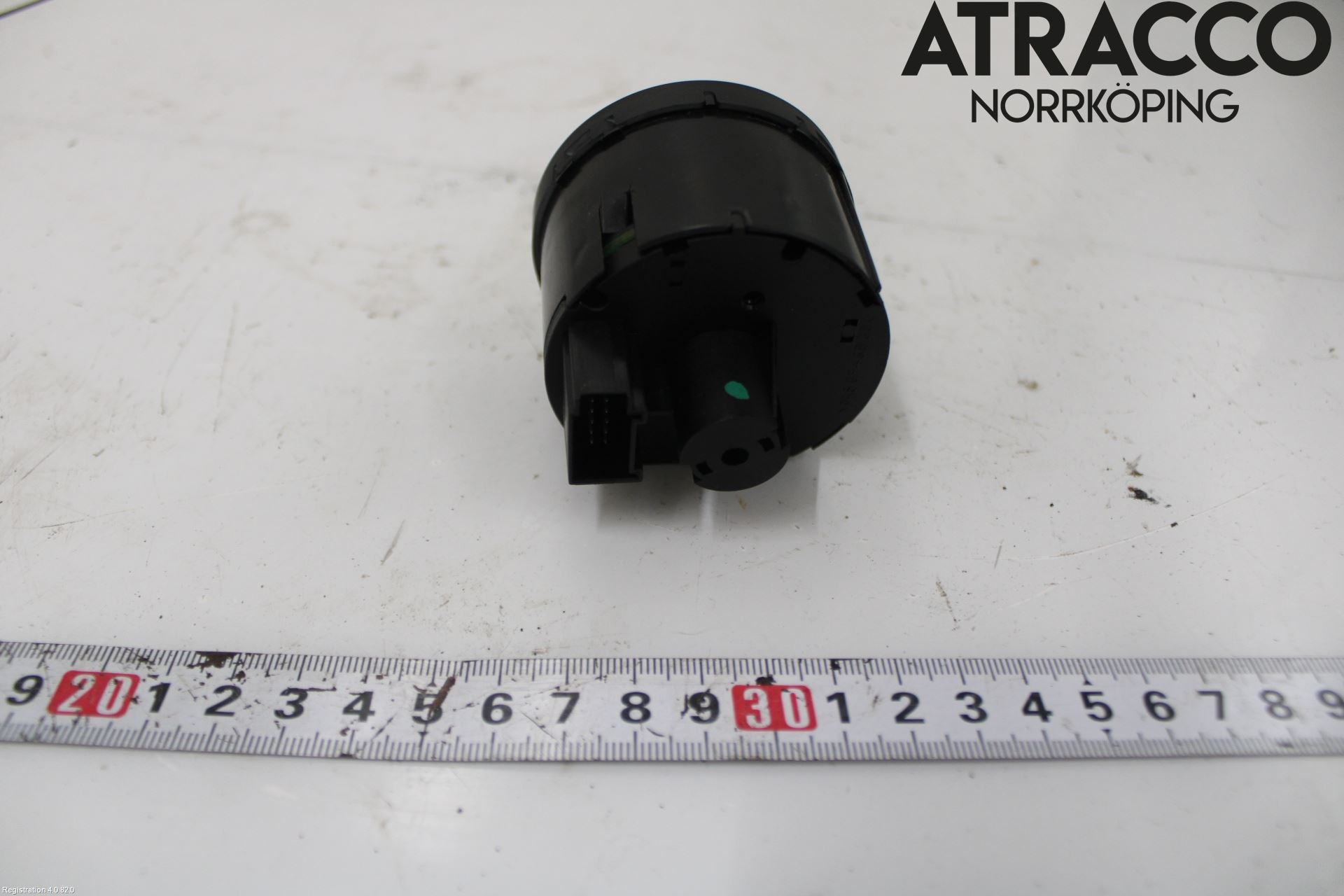 Volkswagen VW PASSAT 11-14 Bryter Hovedlys