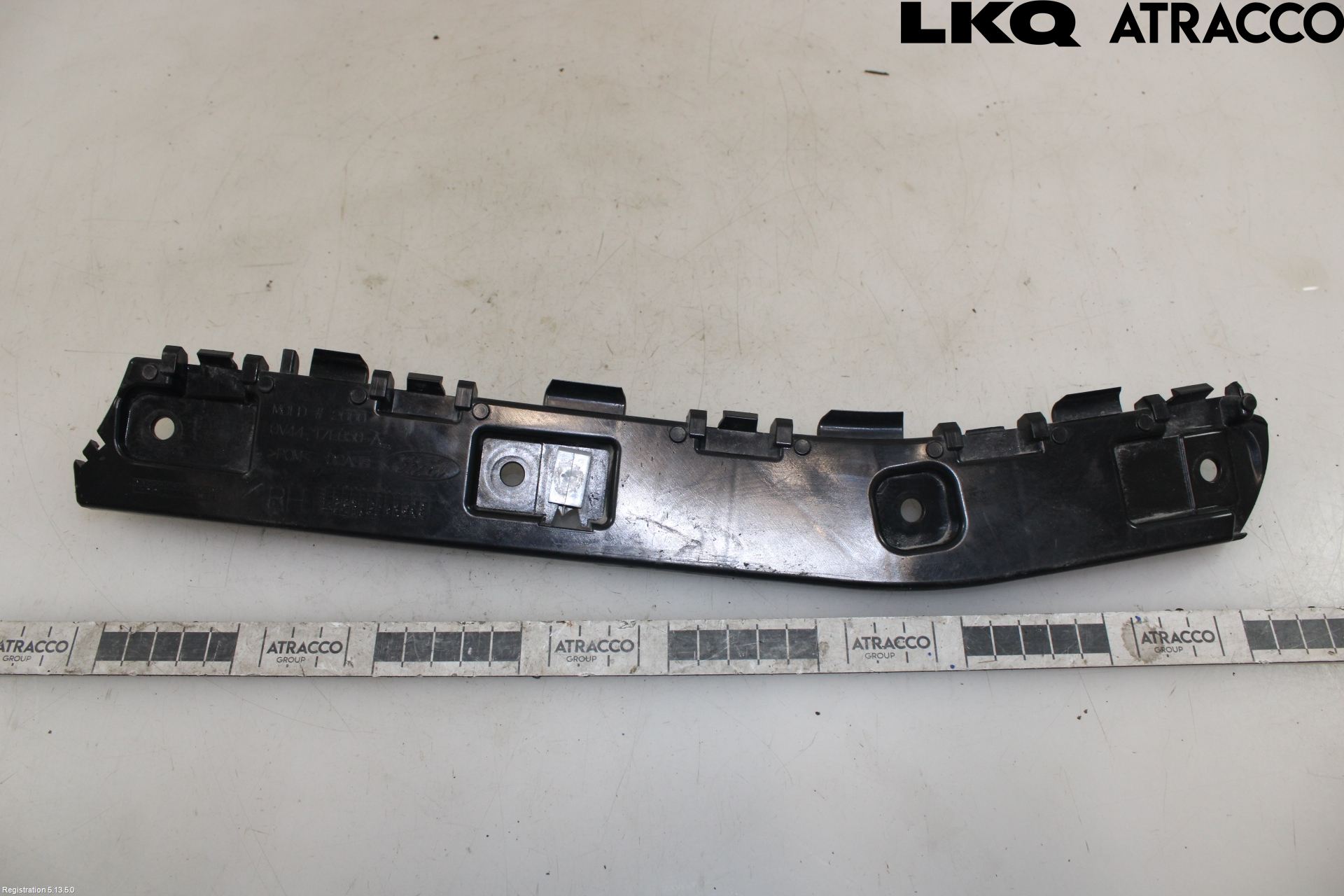 Ford KUGA 17-19 Støtfangerfeste Bak Høyre