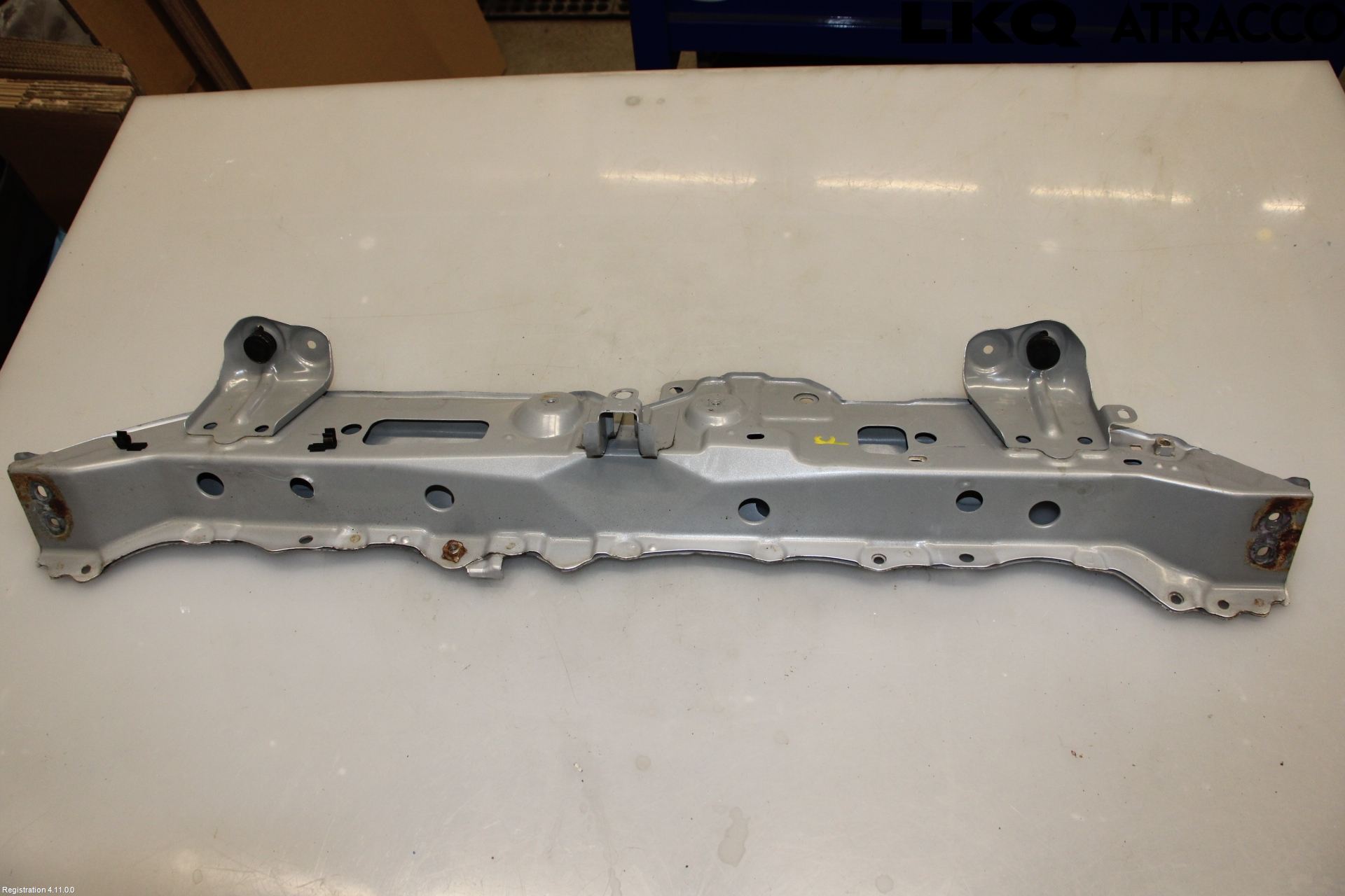 Toyota YARIS XP90 06-11 Frontplate