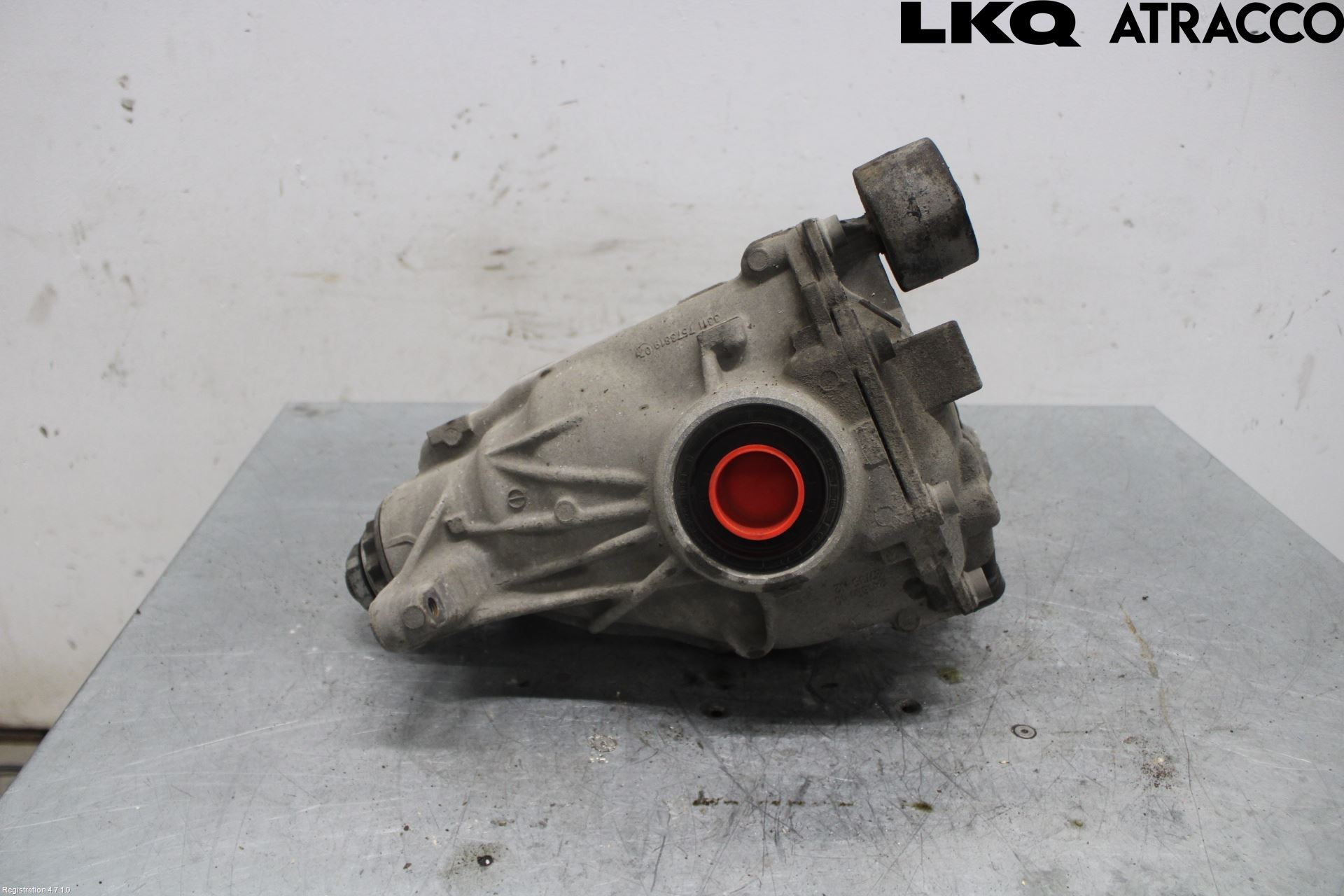 BMW 5 F10/F11/F18 09-17 Bakaksel Kardang Bak -Diff