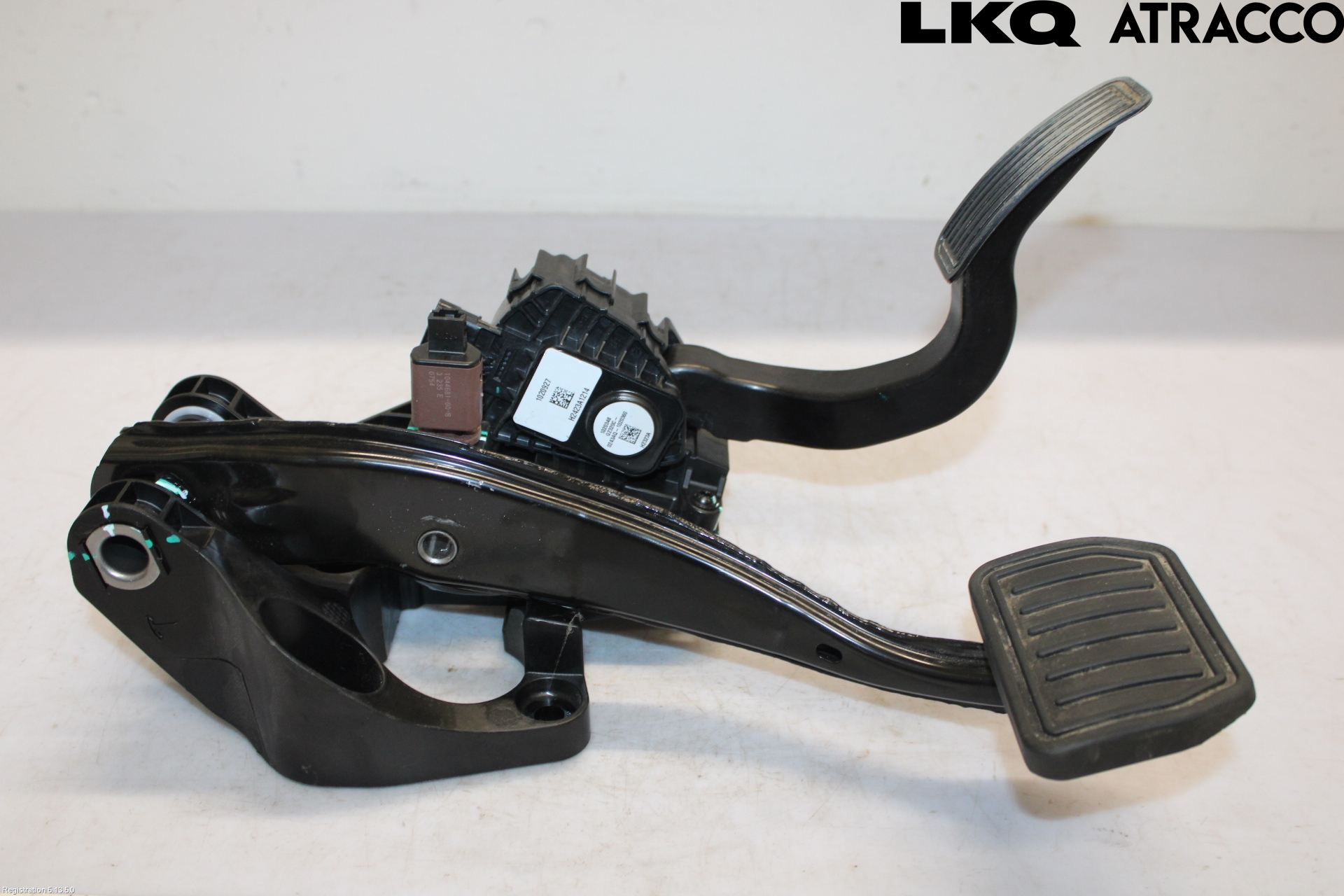 Tesla MODEL 3 17- Pedalsett