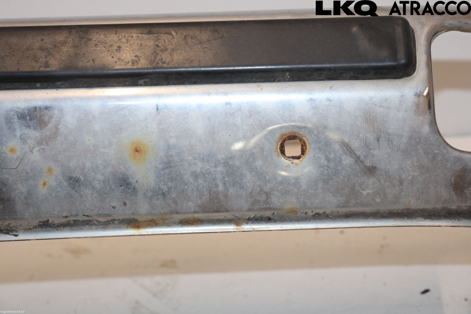 Toyota CARINA    78-81 Støtfanger Foran Plastdeksel