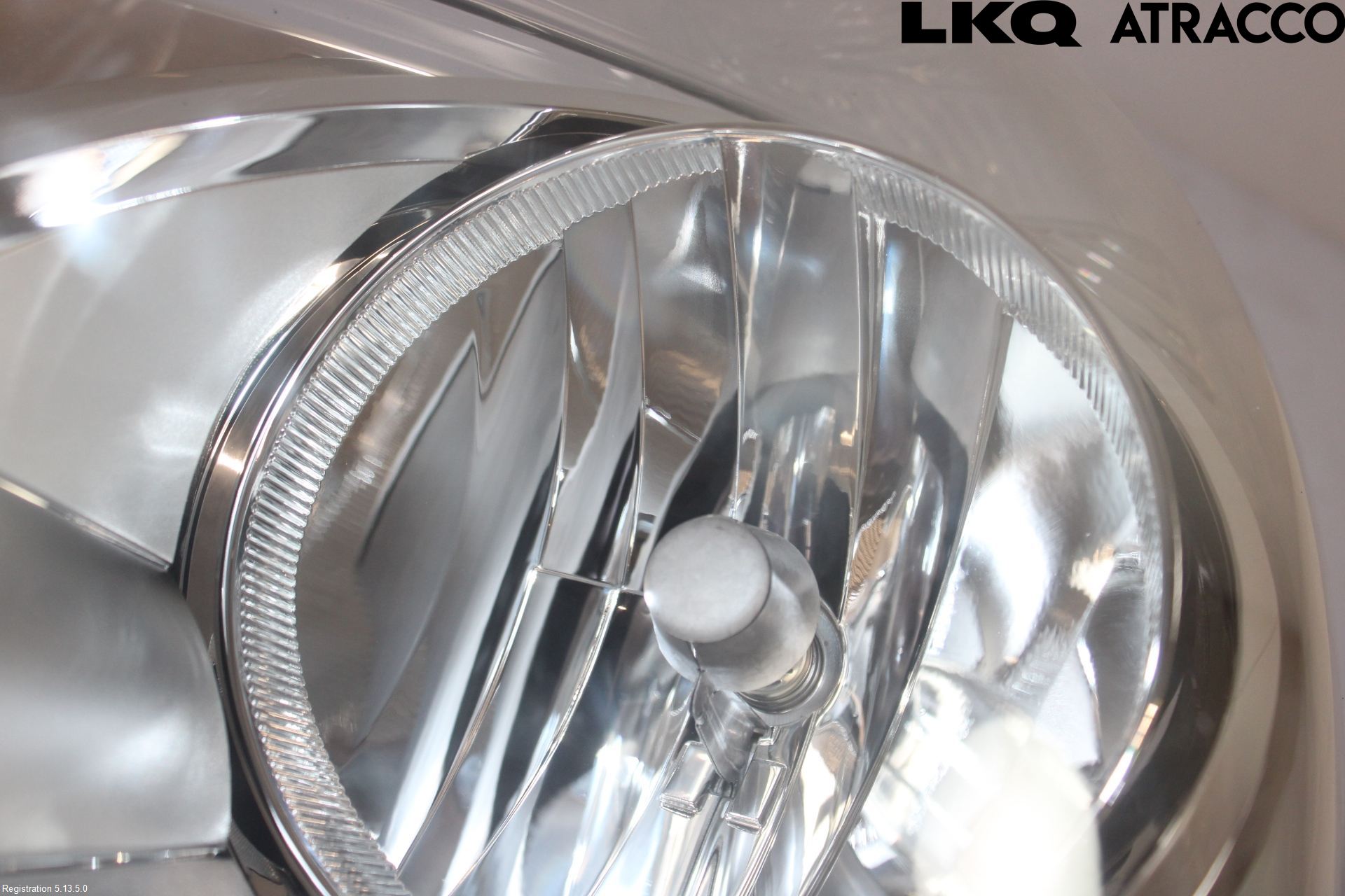 Kia VENGA 10-19 Frontlykt Venstre