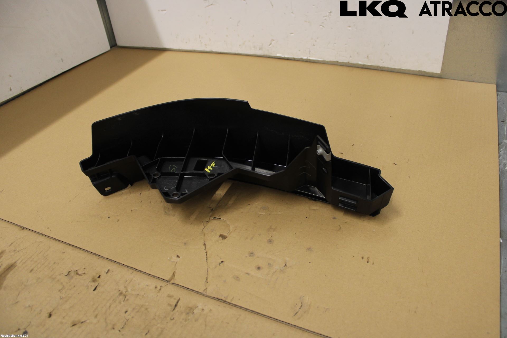 Dodge PICK UP RAM 81- Frontlykt Holder-Feste