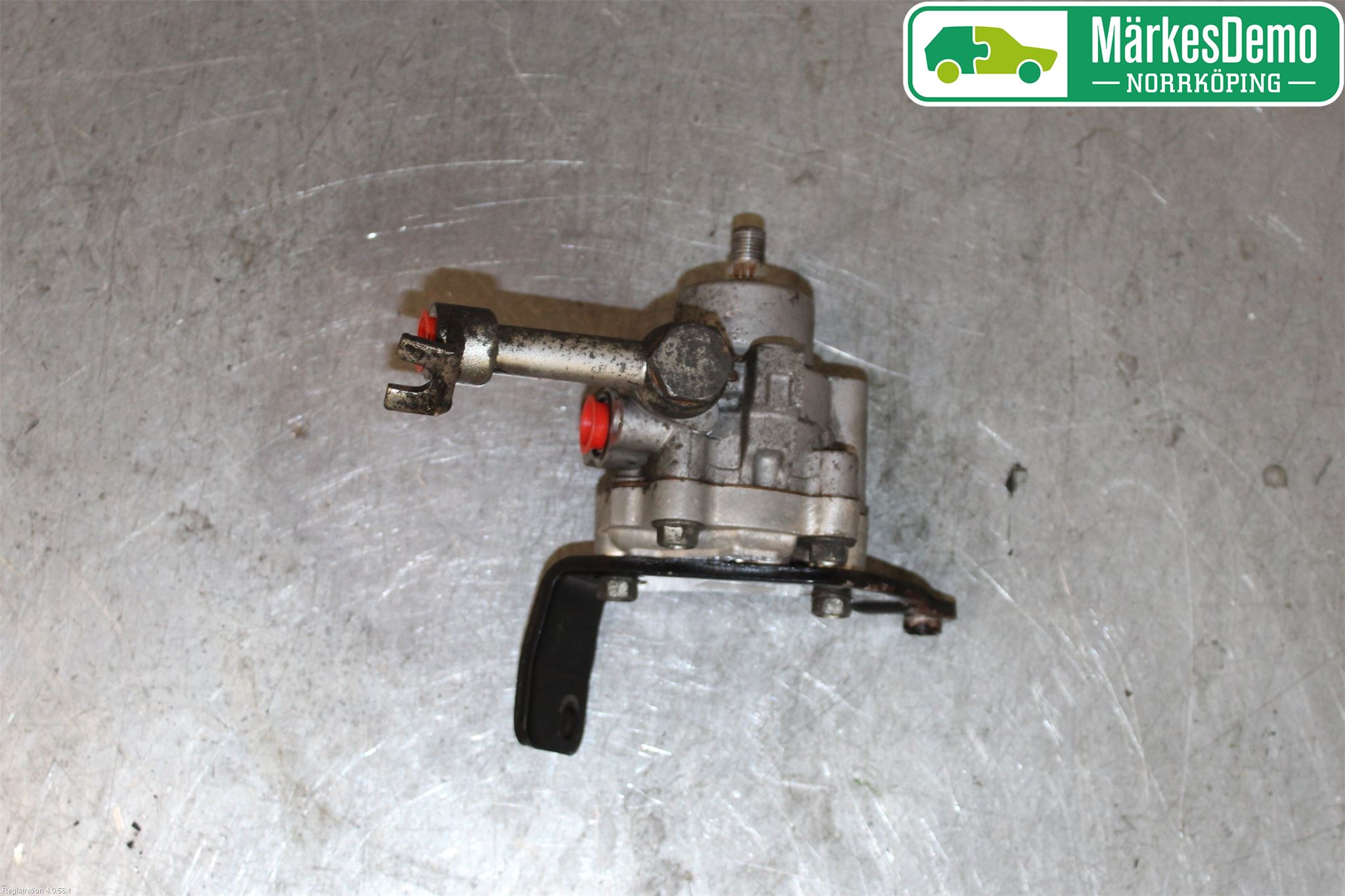 Nissan NAVARA 05-16 Servo Pumpe