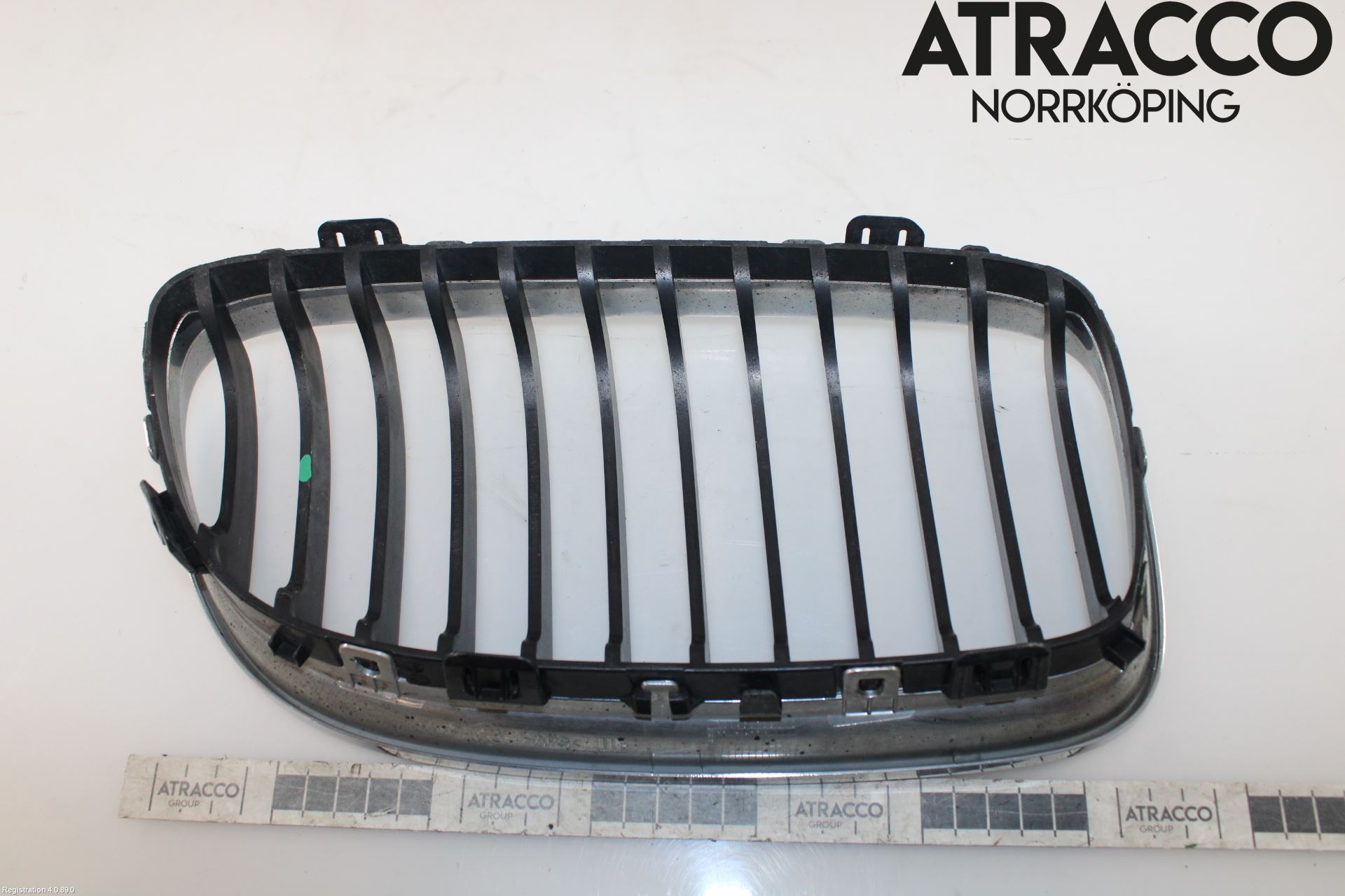 BMW 3 E90/91 SED/TOU 05-12 Grilldel Venstre