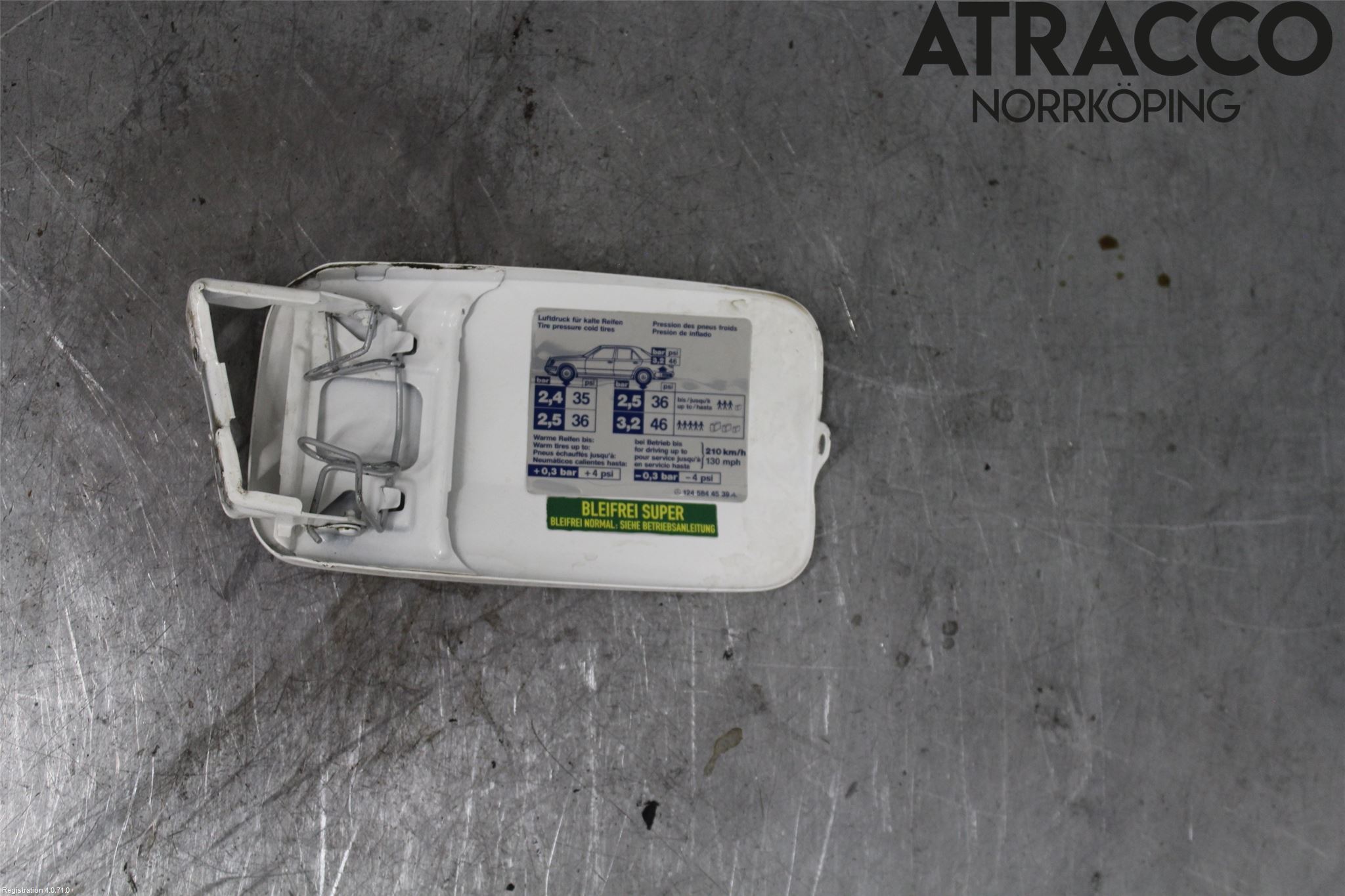 Mercedes-Benz MB 200-500  (W124) 86-96 Drivstoff Tankluke