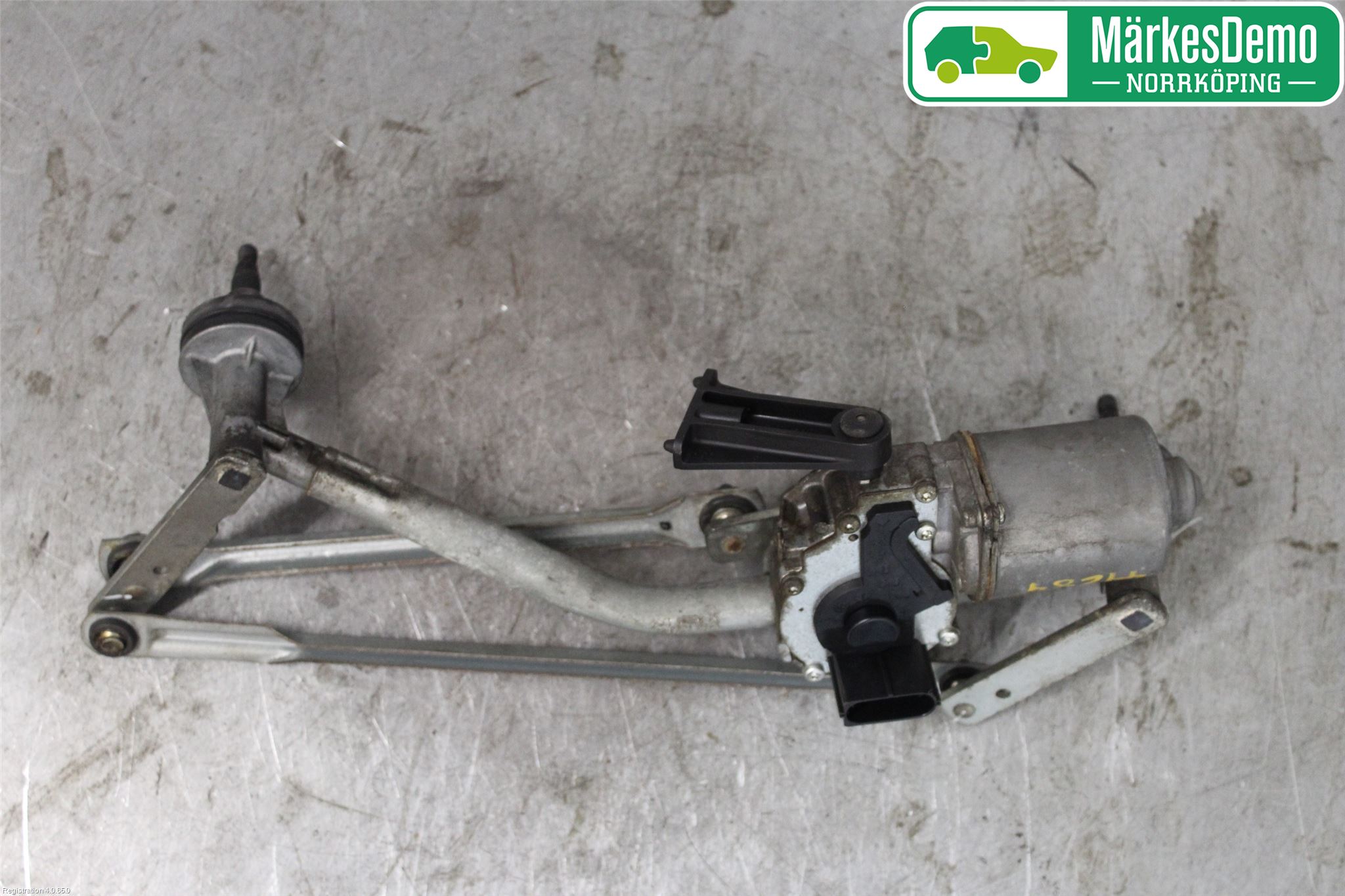 Ford FIESTA     06-08 Viskeroverføring Frontrute