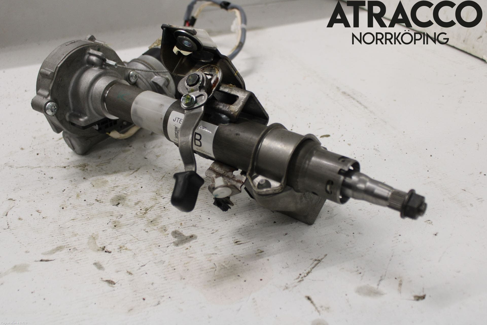 Toyota YARIS XP130 15-20 Rattakselaggregat Innebygd Servo