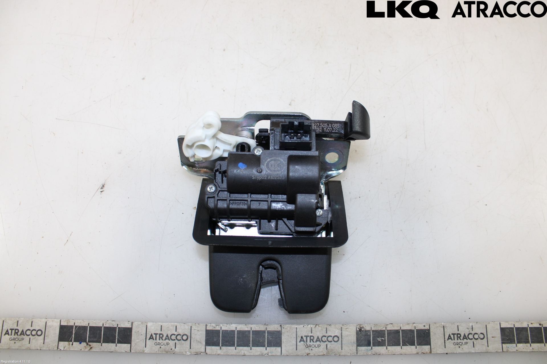 Volkswagen VW GOLF / E-GOLF VIII 20- Bakluke-Lokk Låsekasse